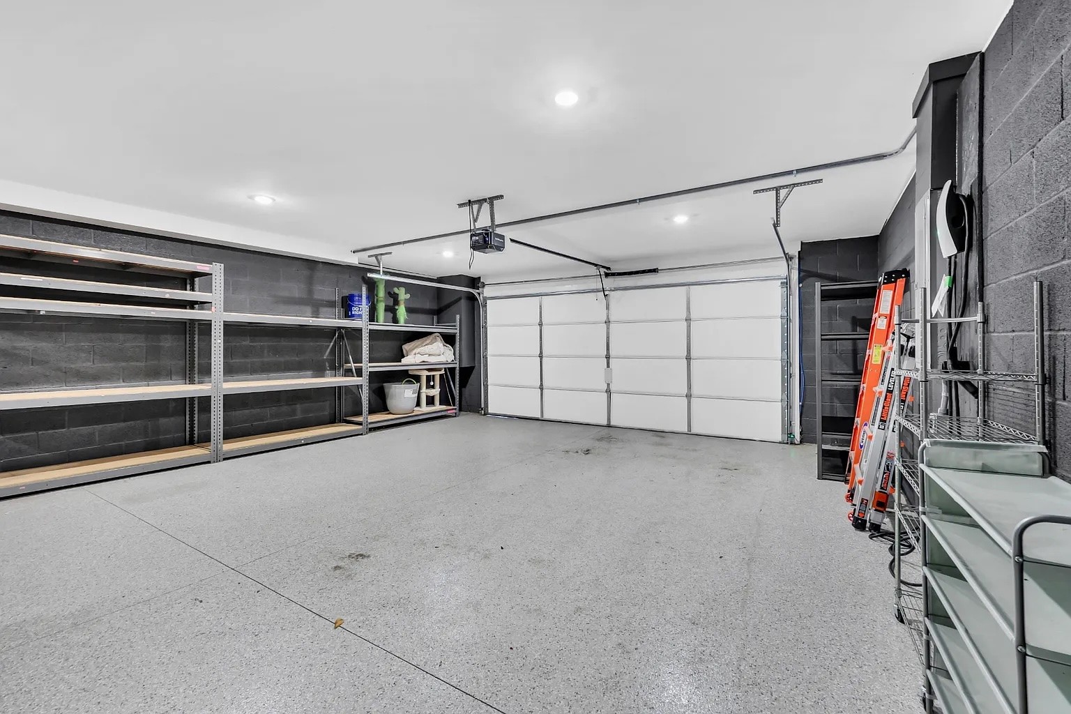 1372 Hicks Edgen Rd