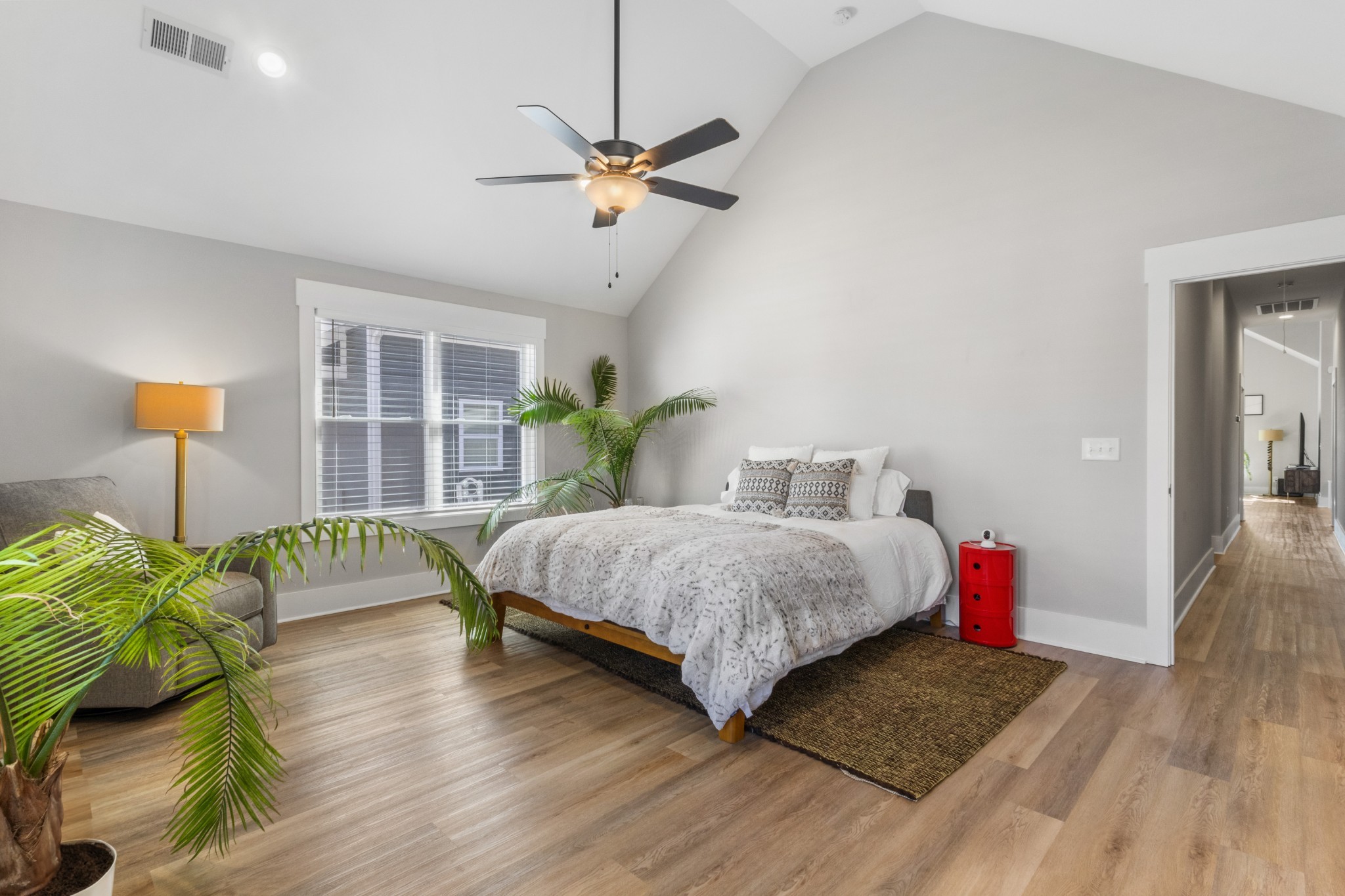 1372 Hicks Edgen Rd