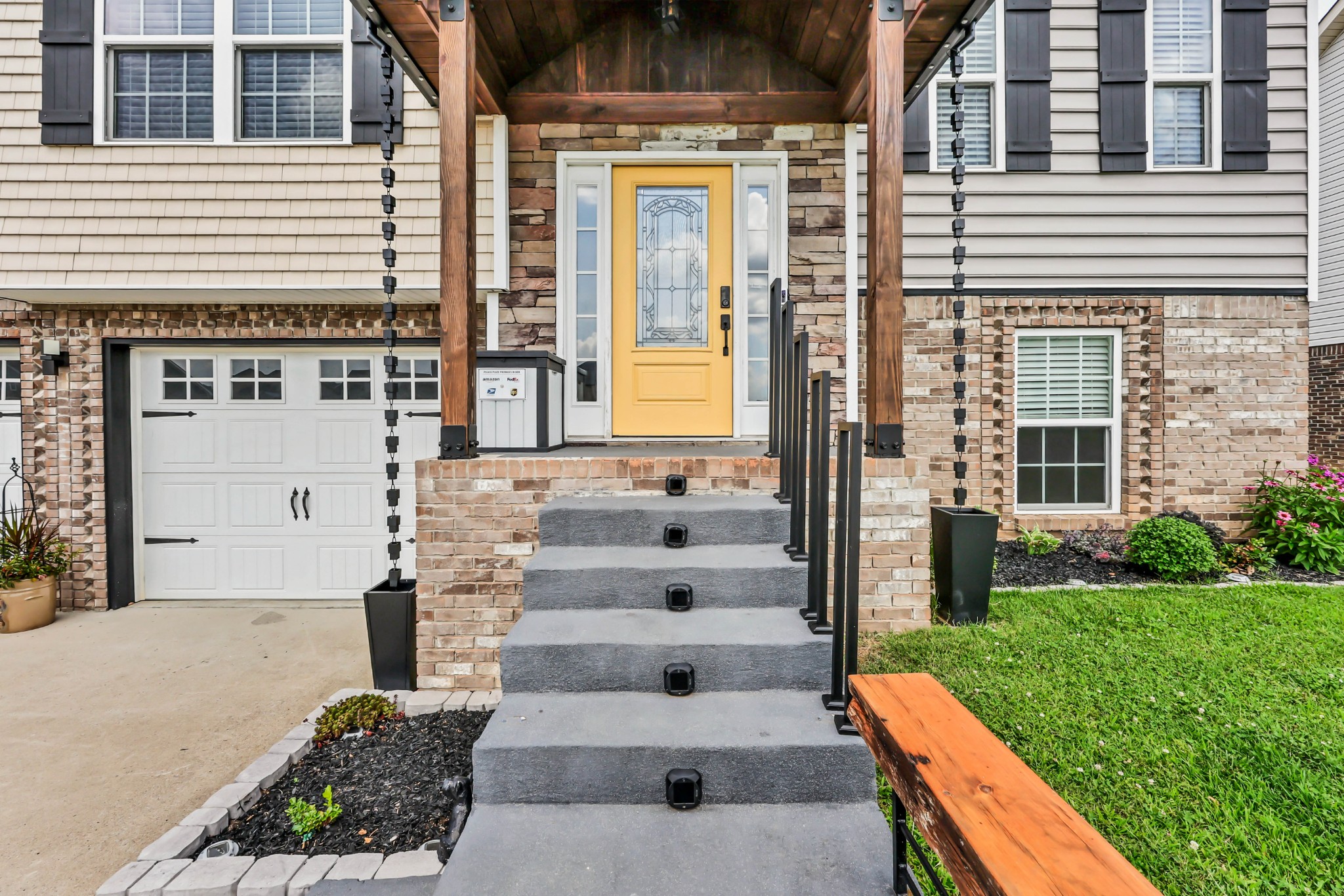 777 Banister Dr