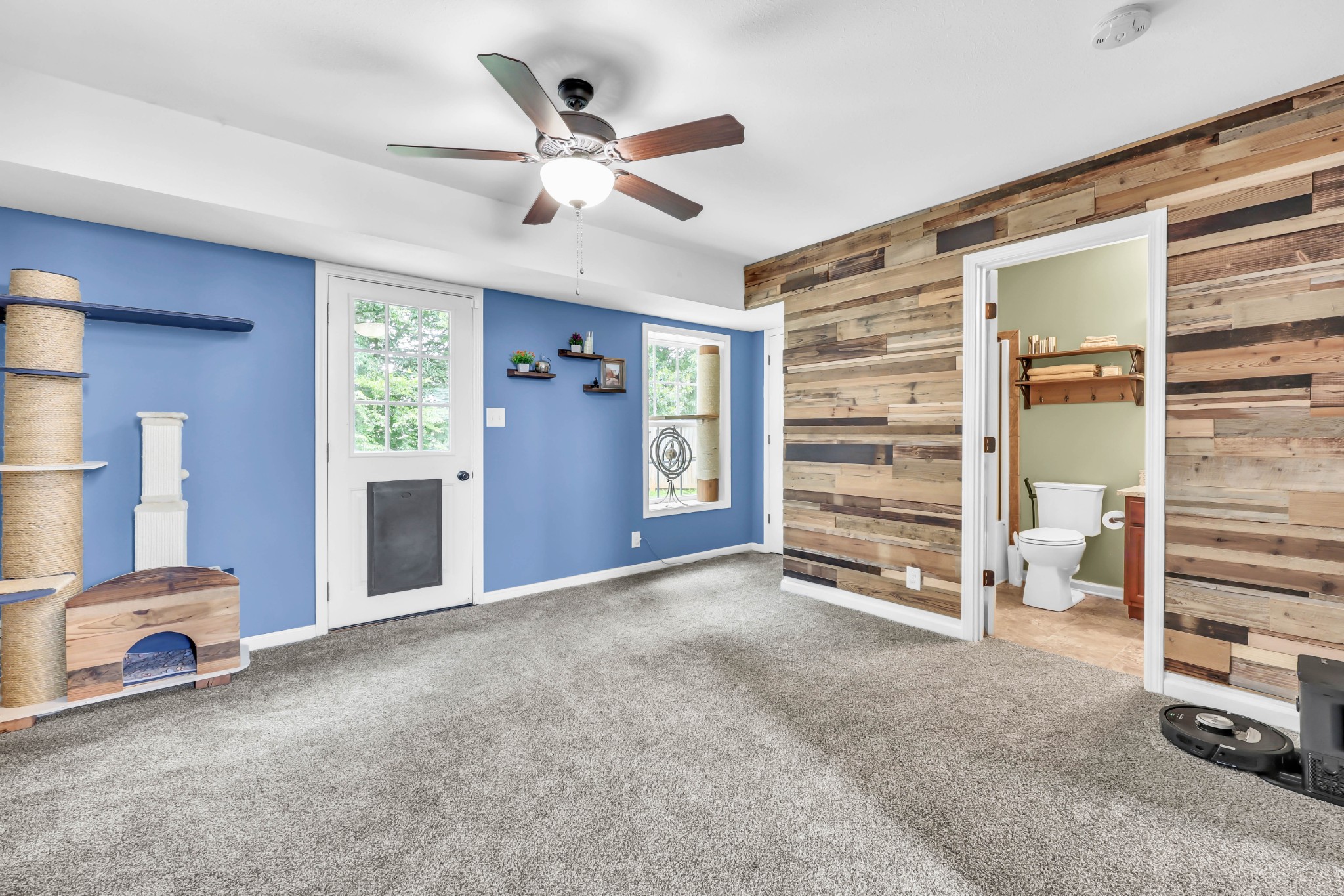 777 Banister Dr