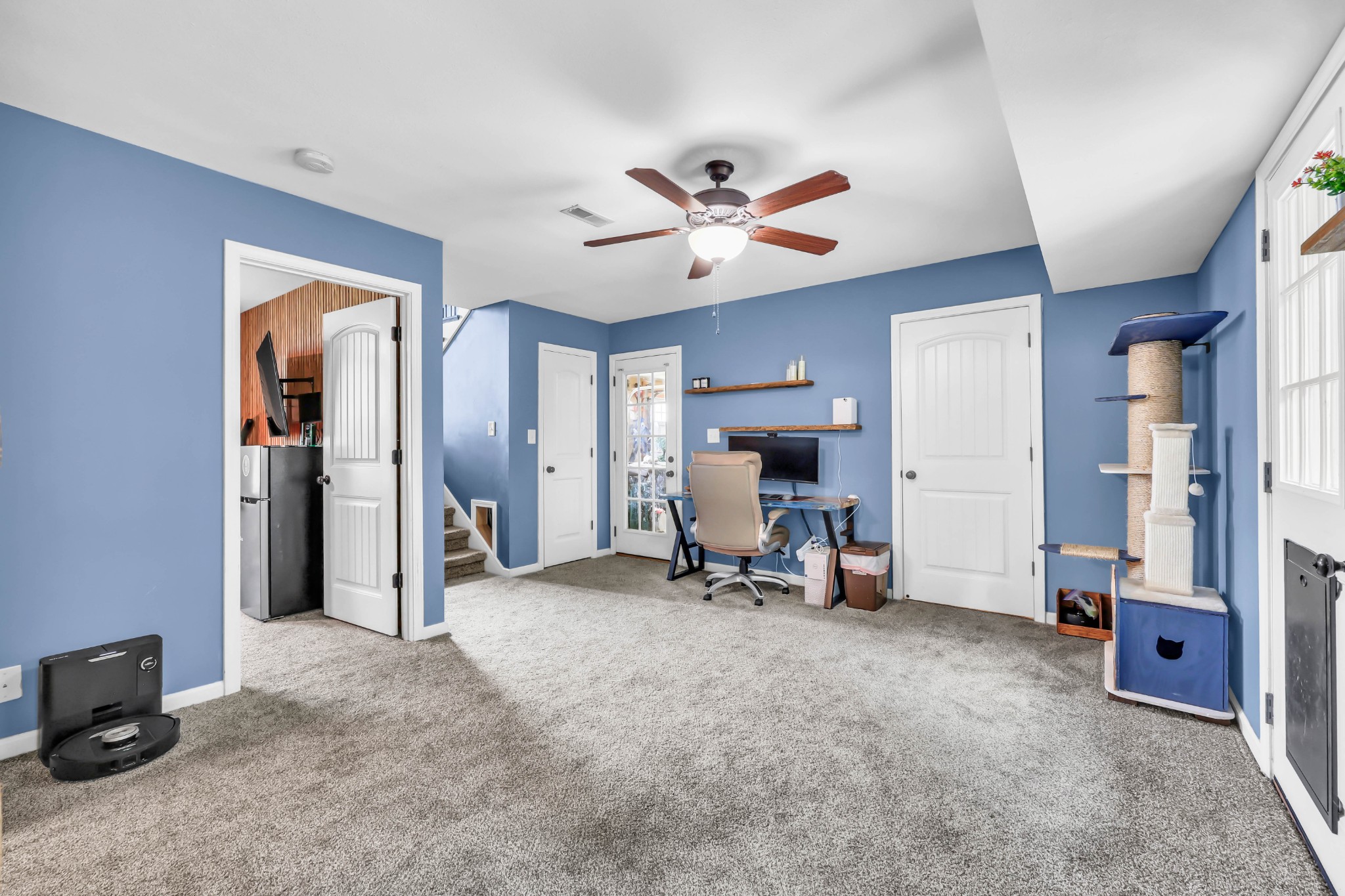 777 Banister Dr
