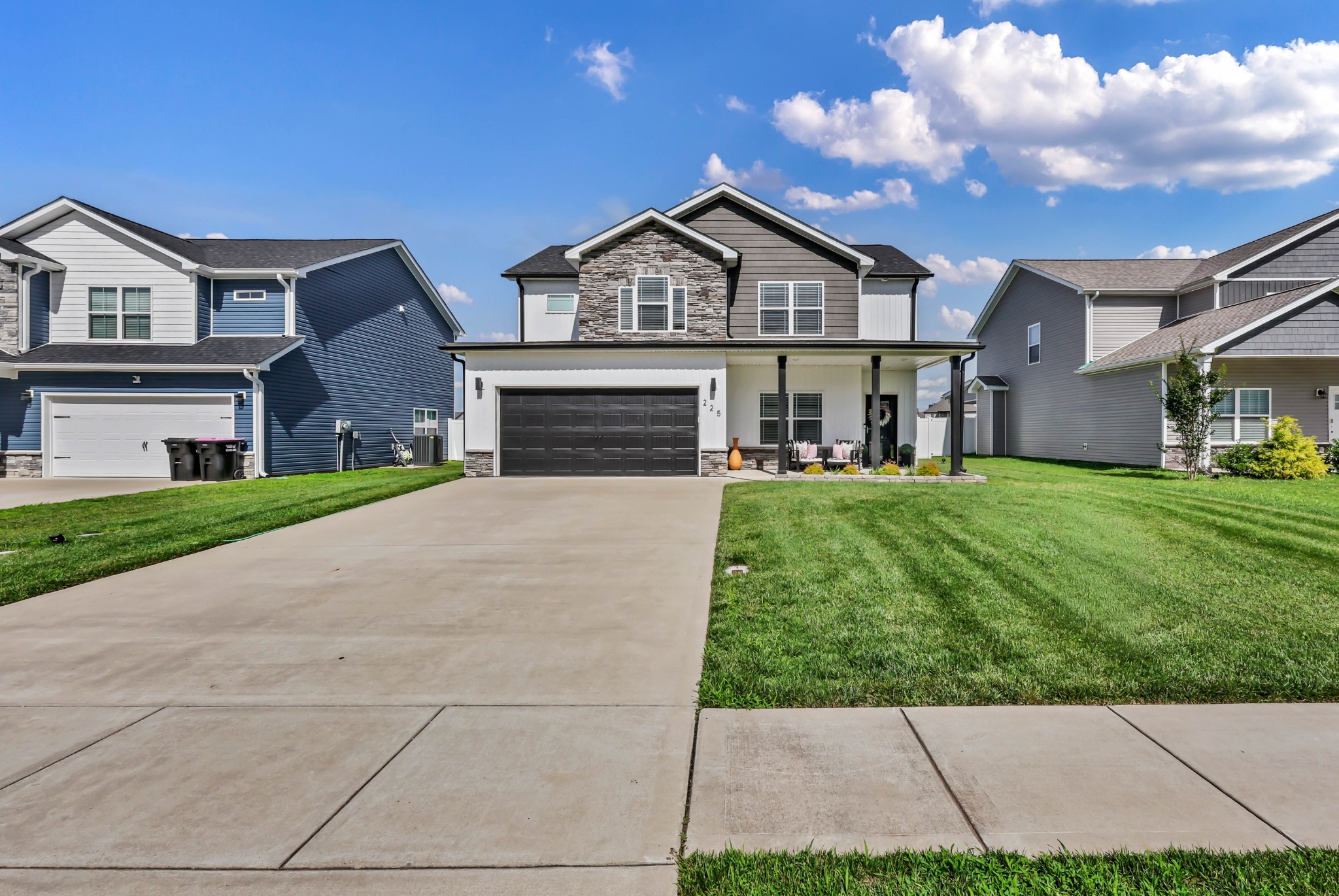 225 Kildeer Dr