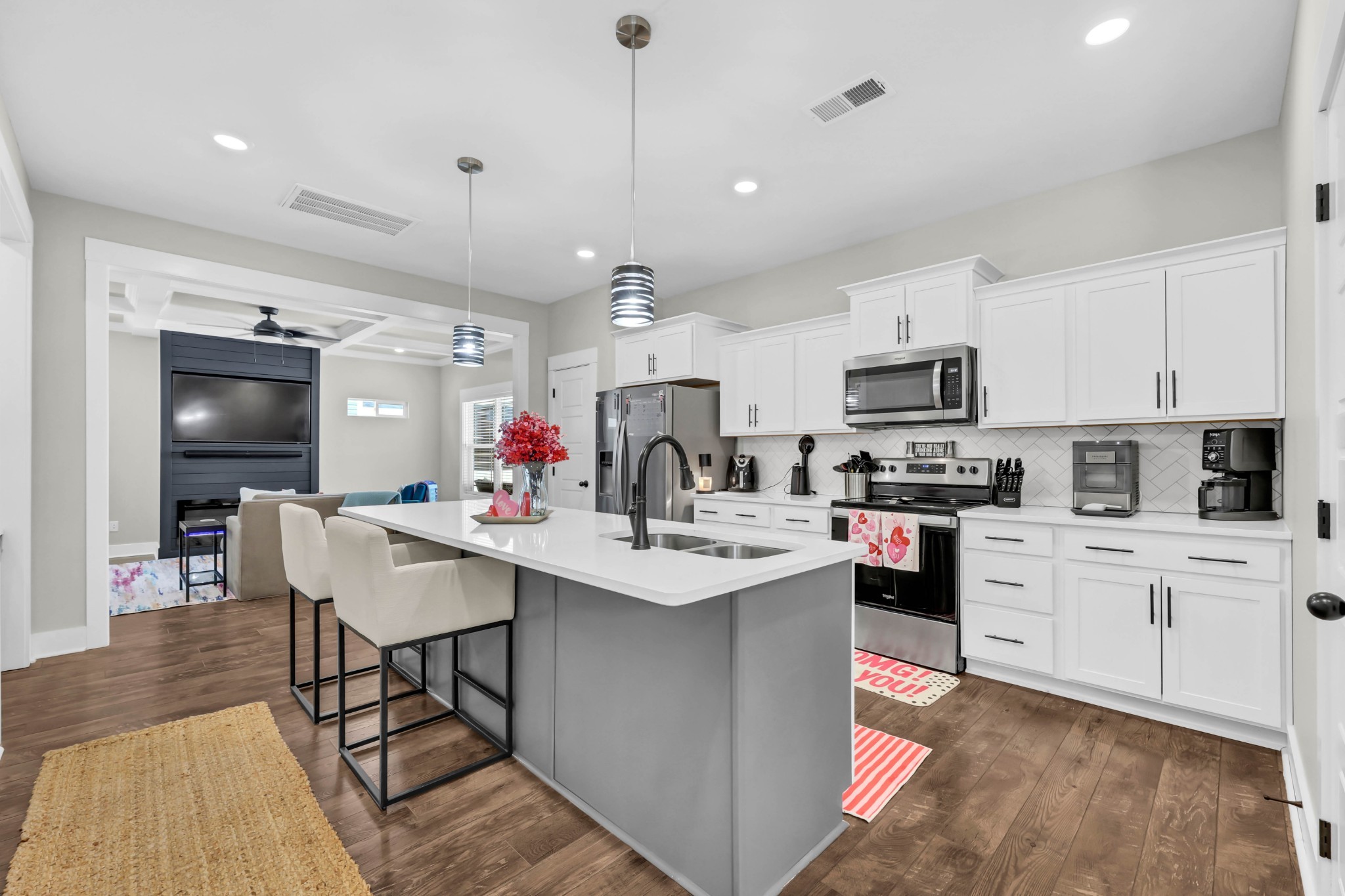 225 Kildeer Dr