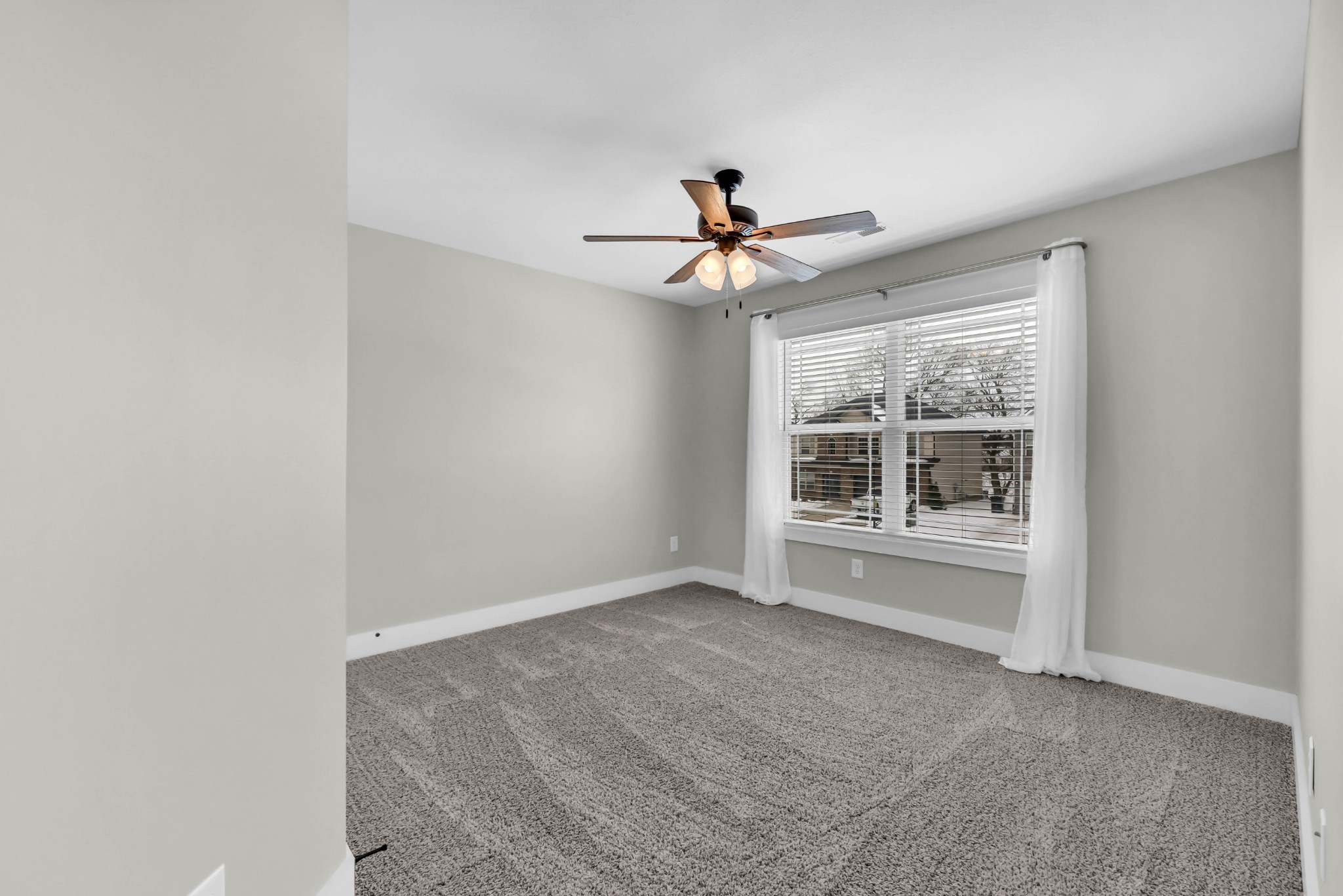 225 Kildeer Dr