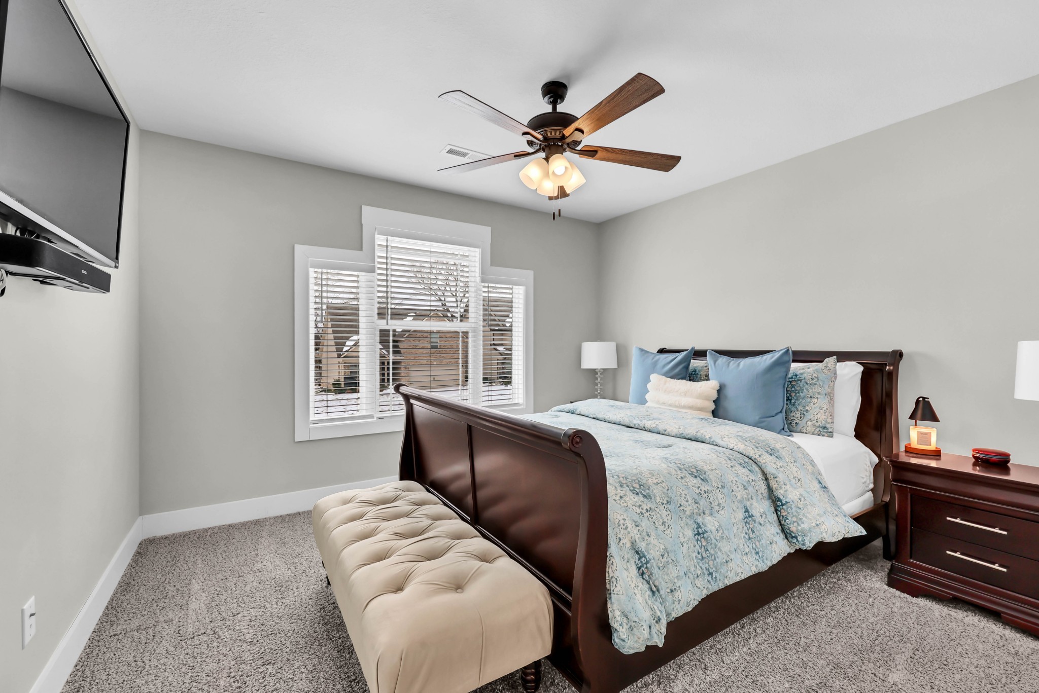 225 Kildeer Dr