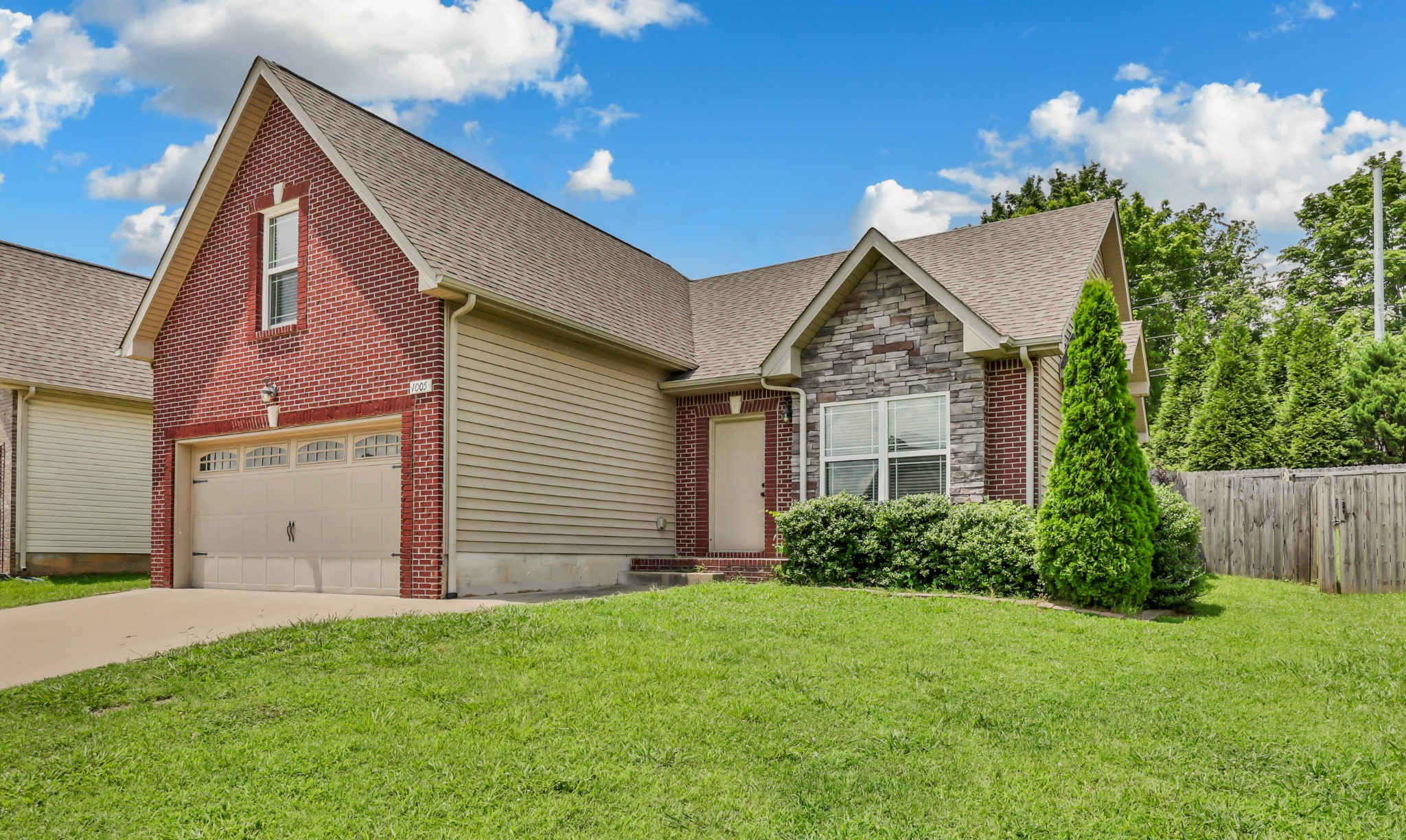 1005 Orchard Hills Dr