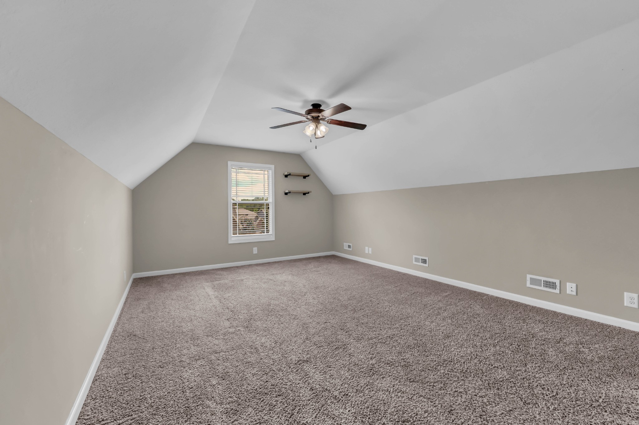 1005 Orchard Hills Dr