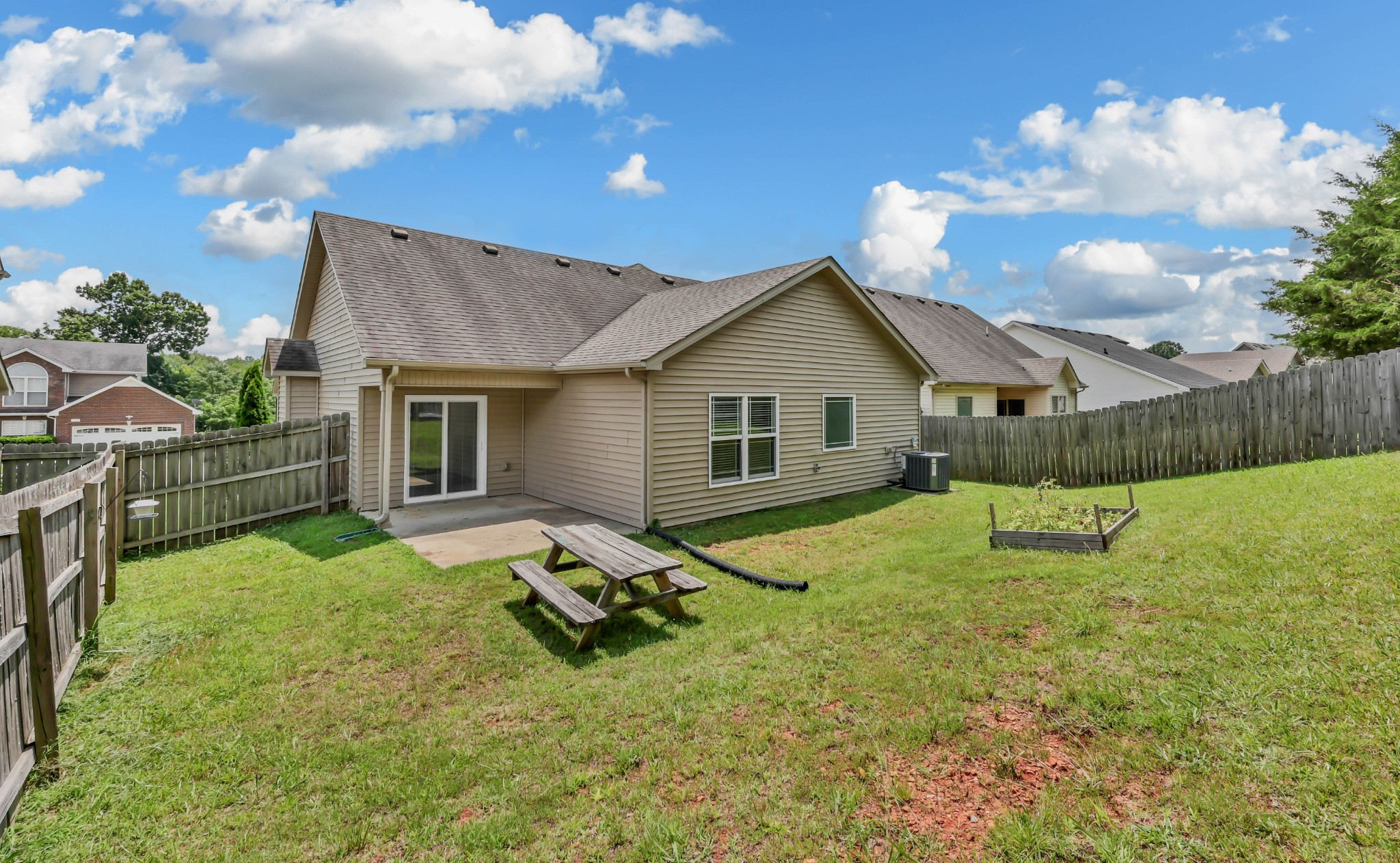1005 Orchard Hills Dr
