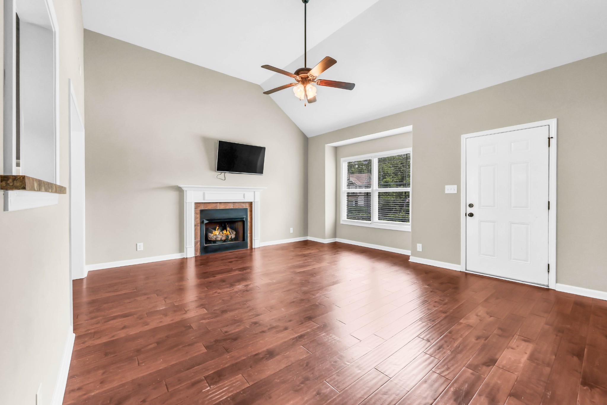 1005 Orchard Hills Dr