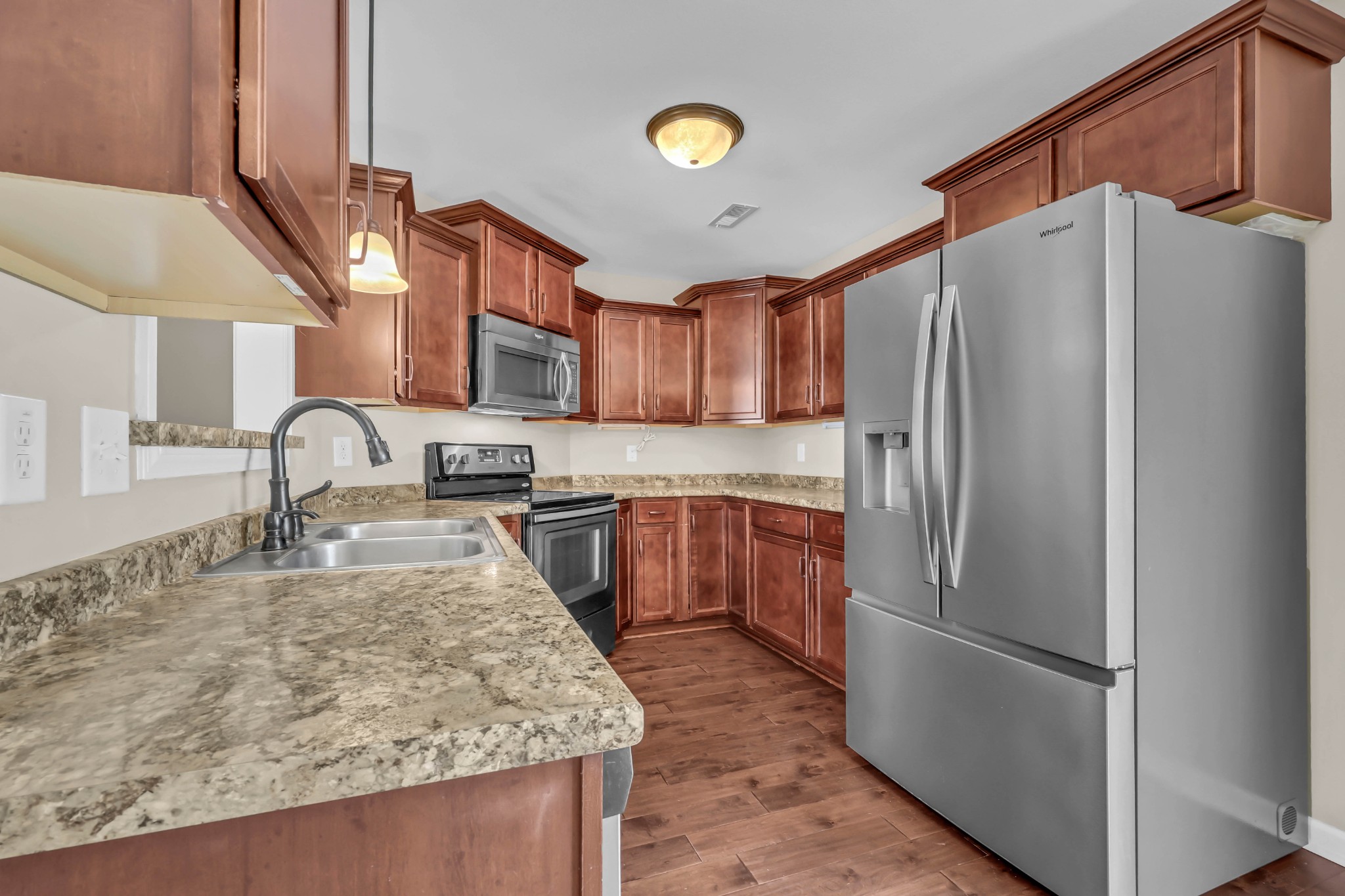 1005 Orchard Hills Dr