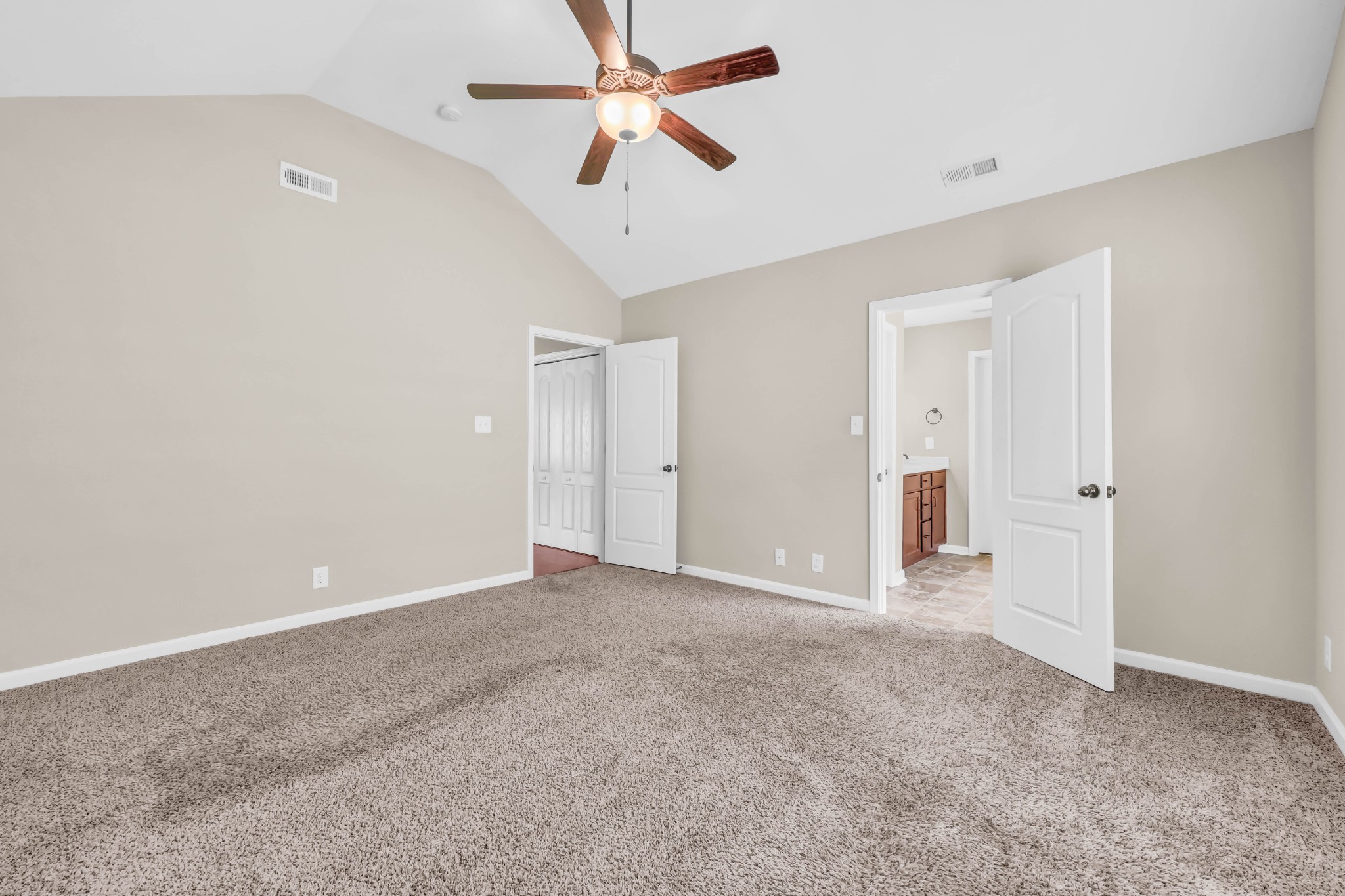 1005 Orchard Hills Dr