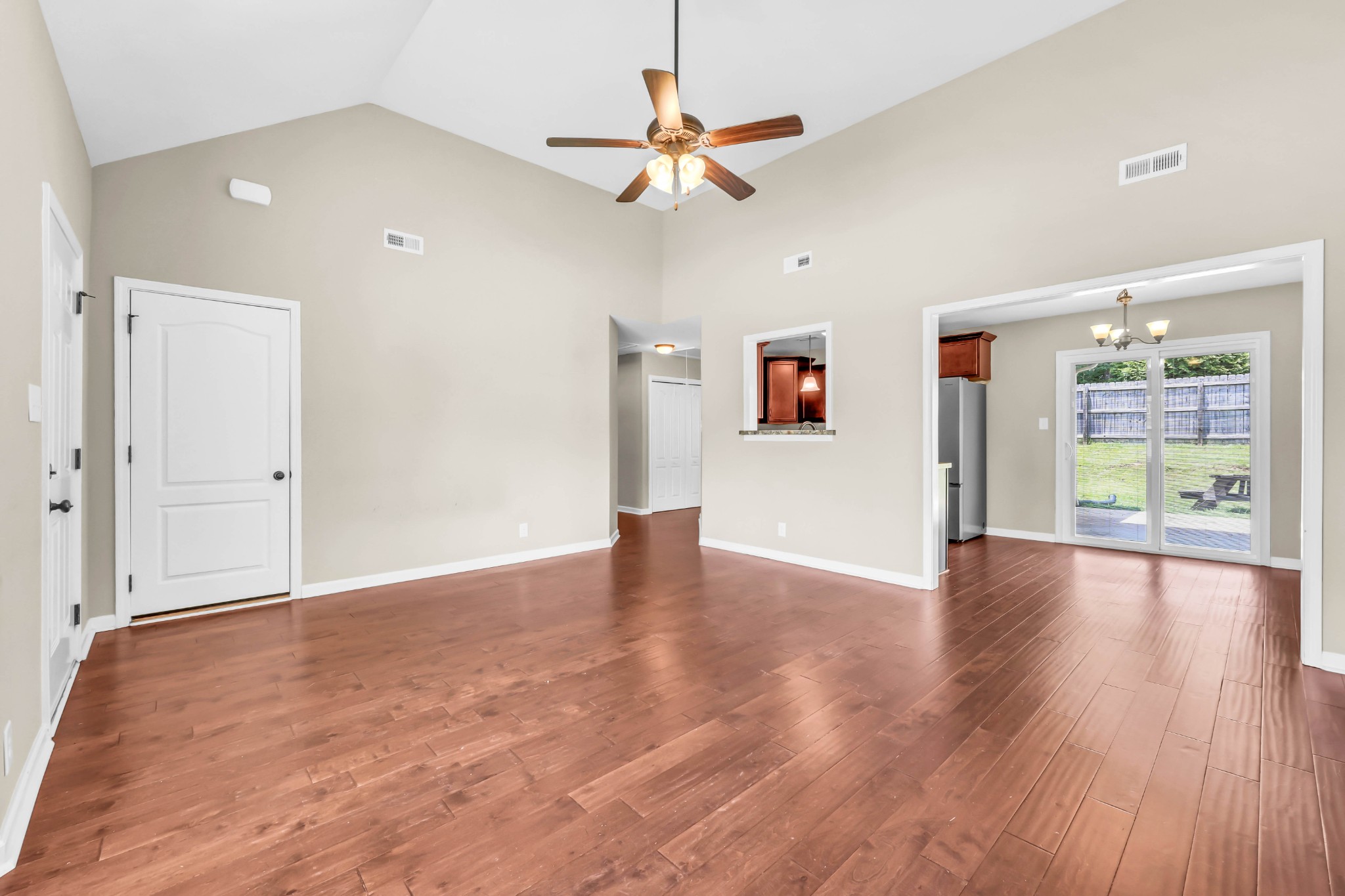 1005 Orchard Hills Dr