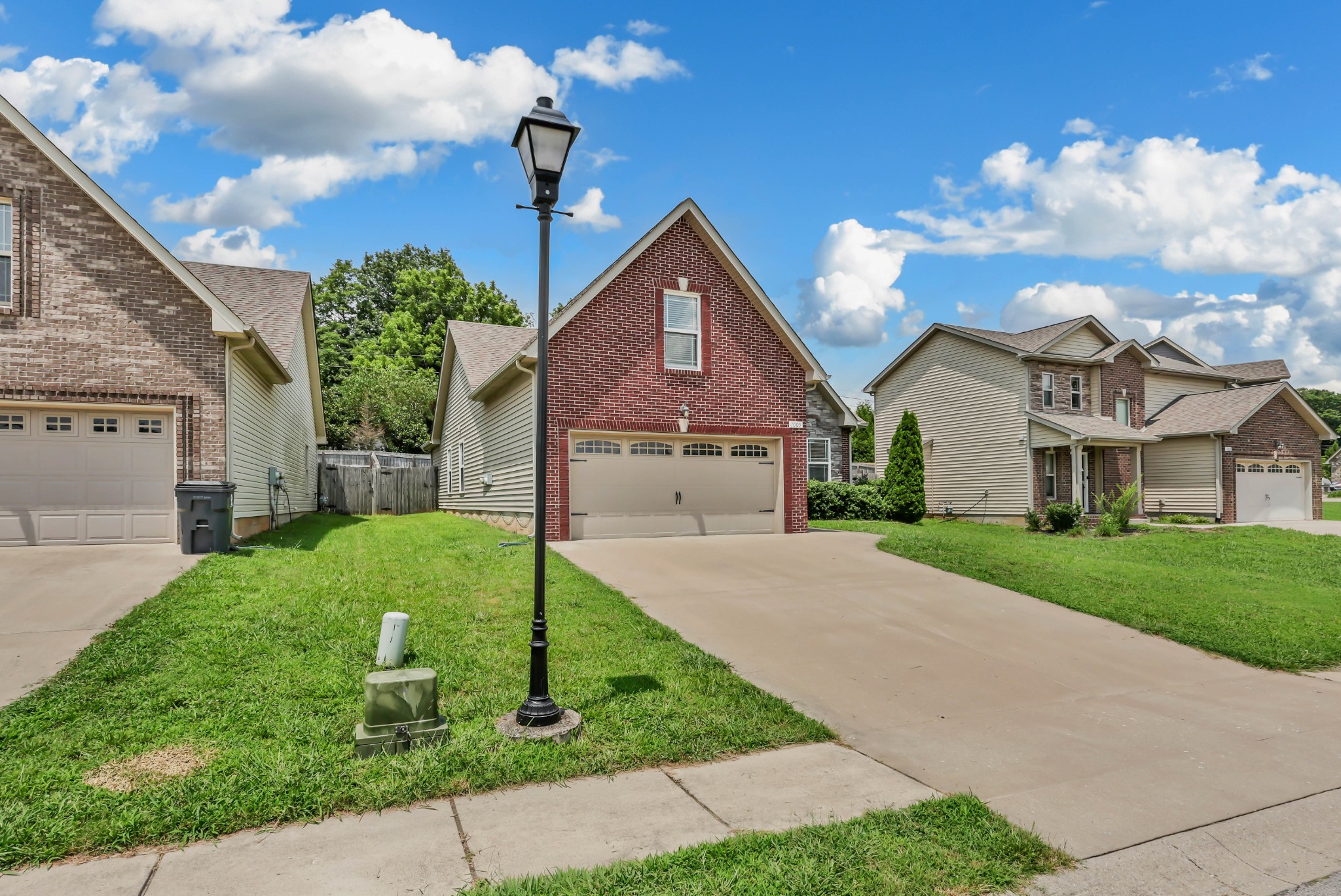 1005 Orchard Hills Dr