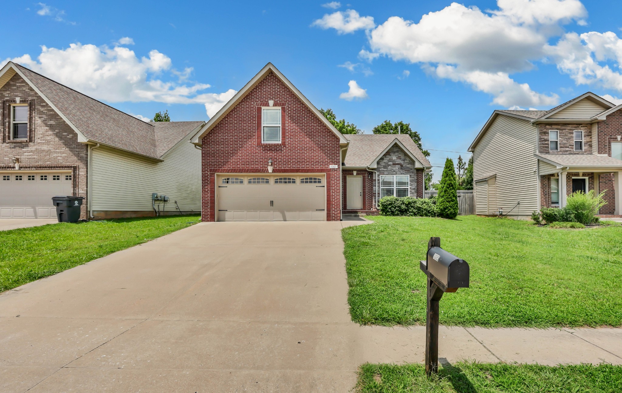 1005 Orchard Hills Dr