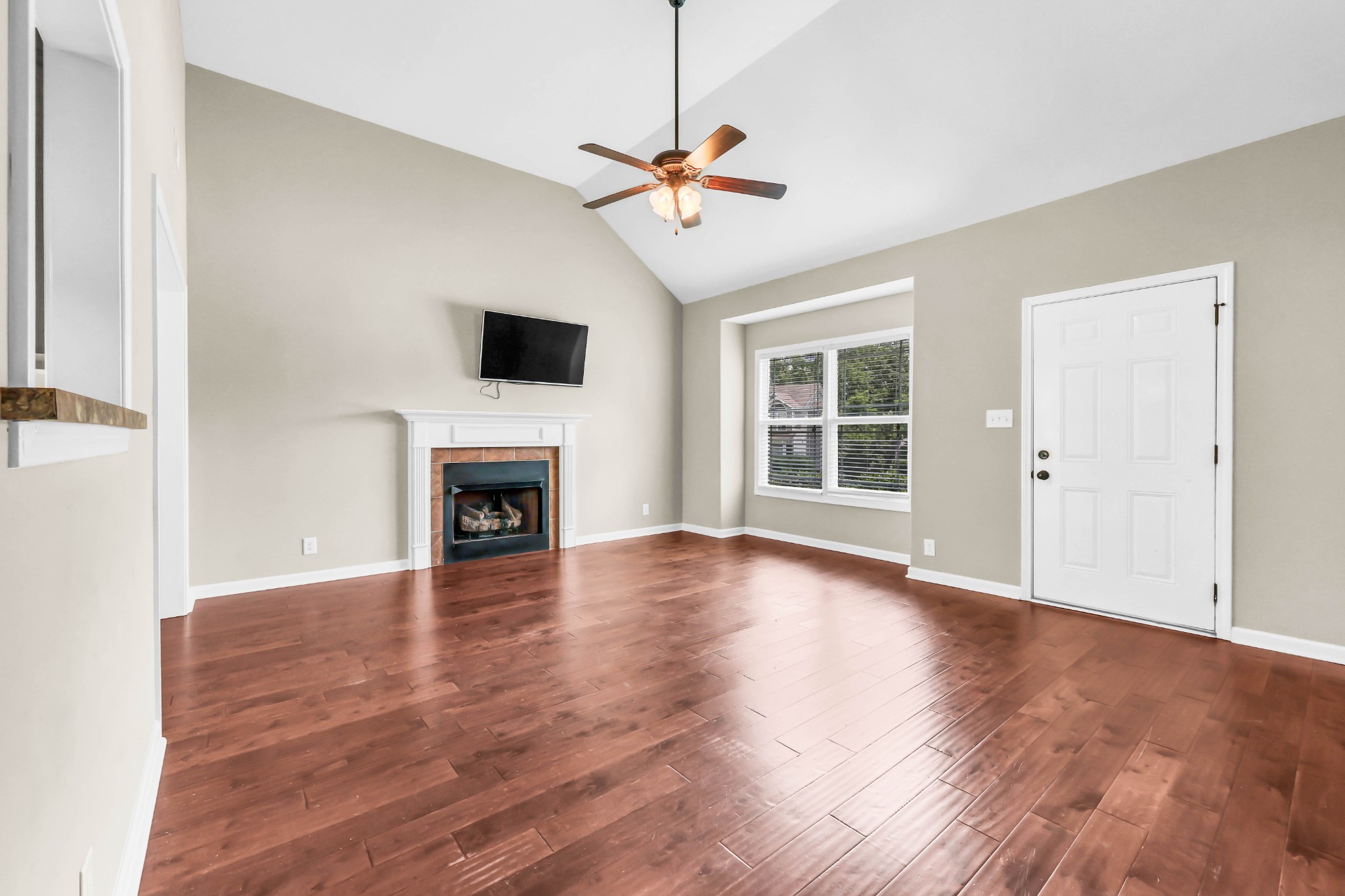 1005 Orchard Hills Dr