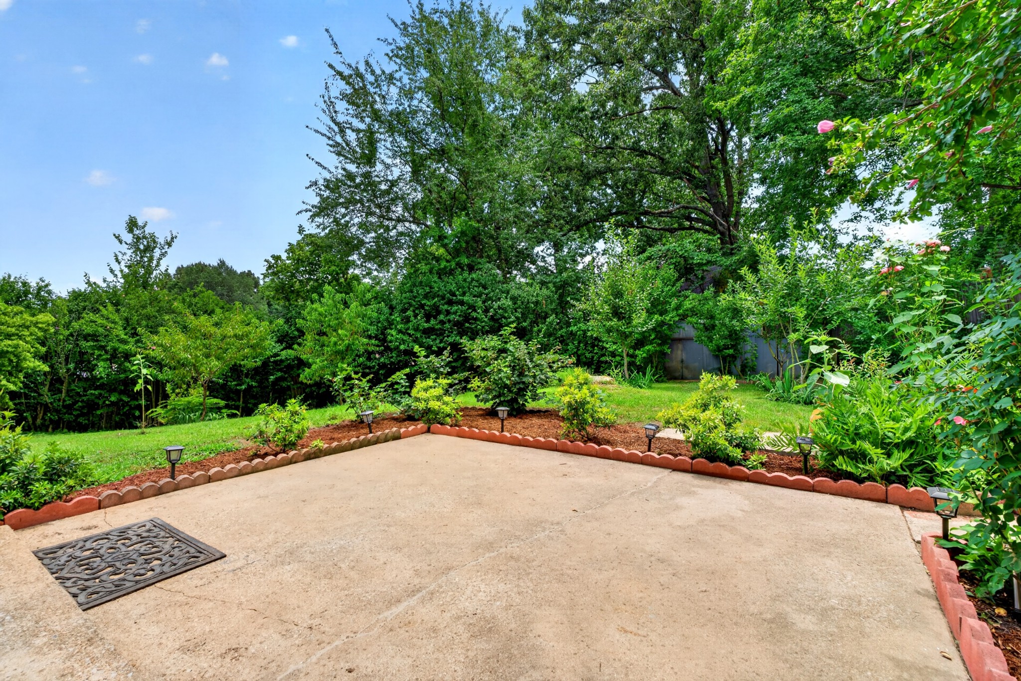 410 Spencer Ln