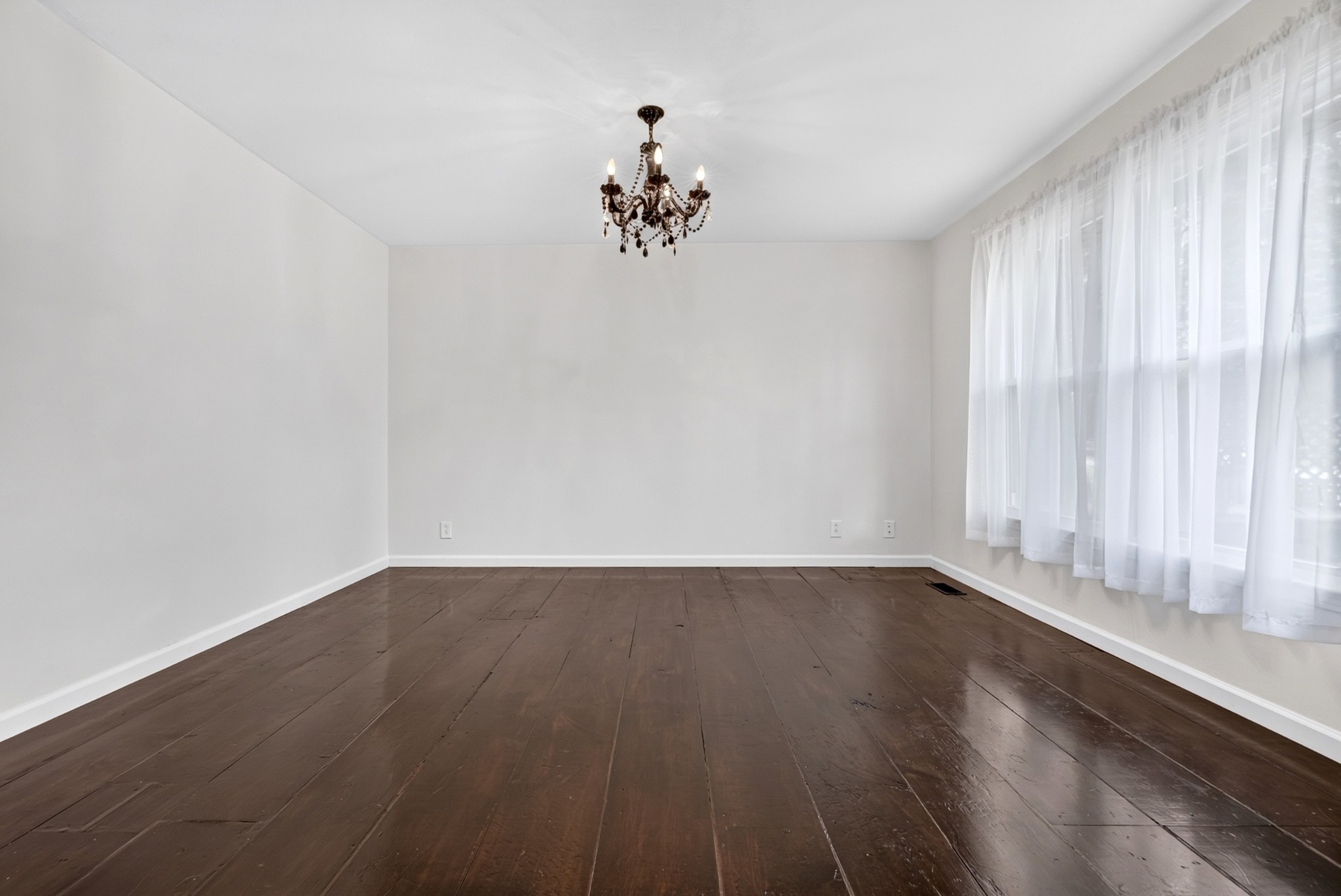 410 Spencer Ln