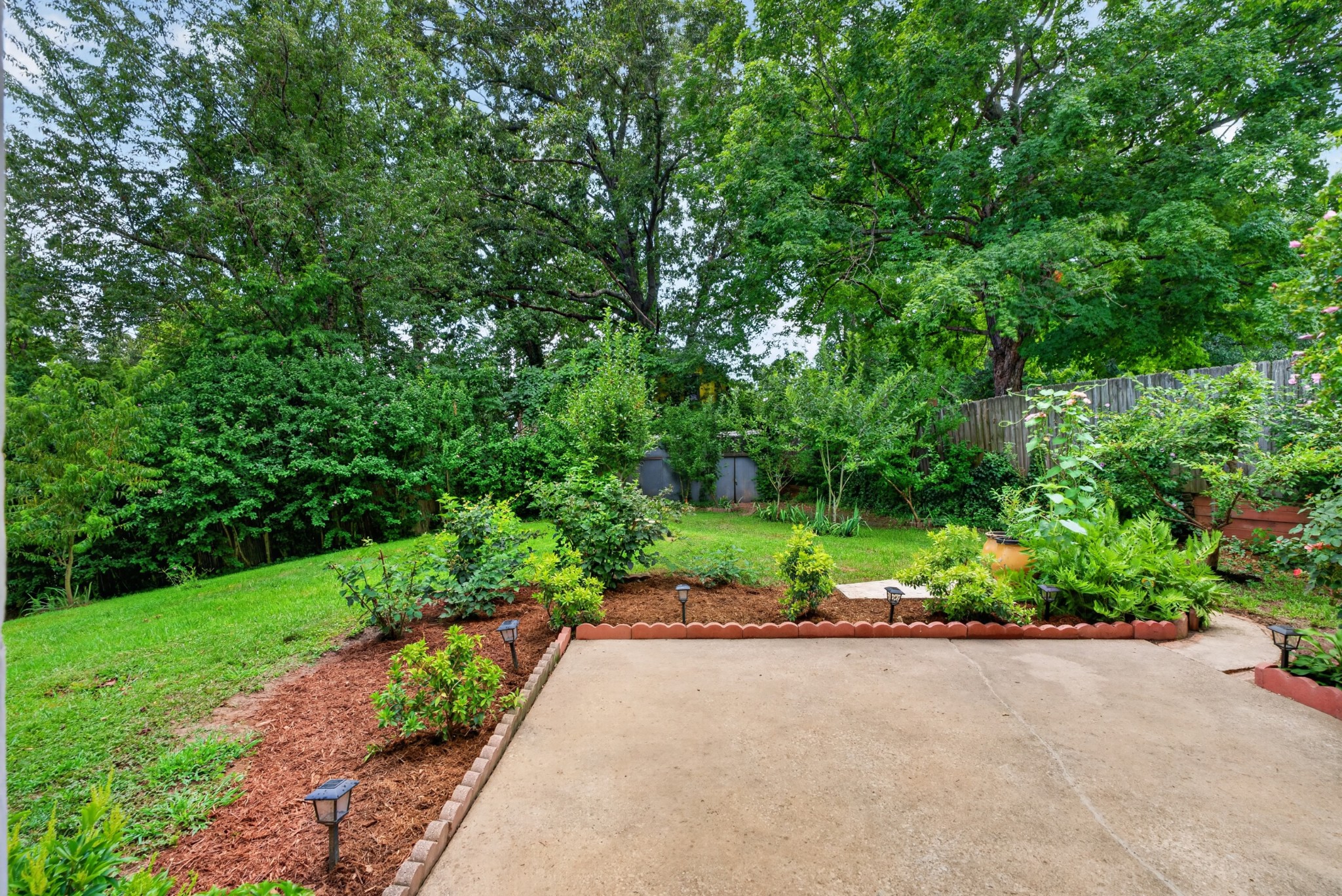 410 Spencer Ln