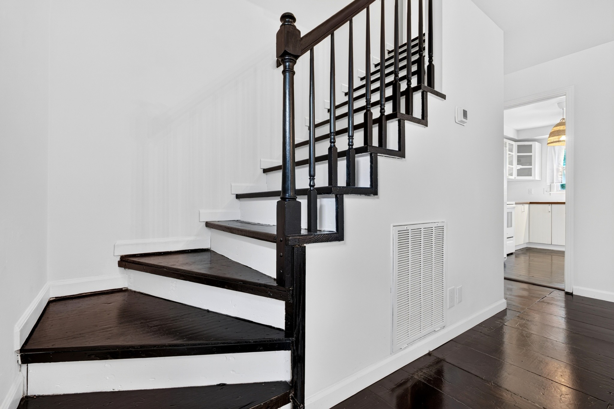 410 Spencer Ln