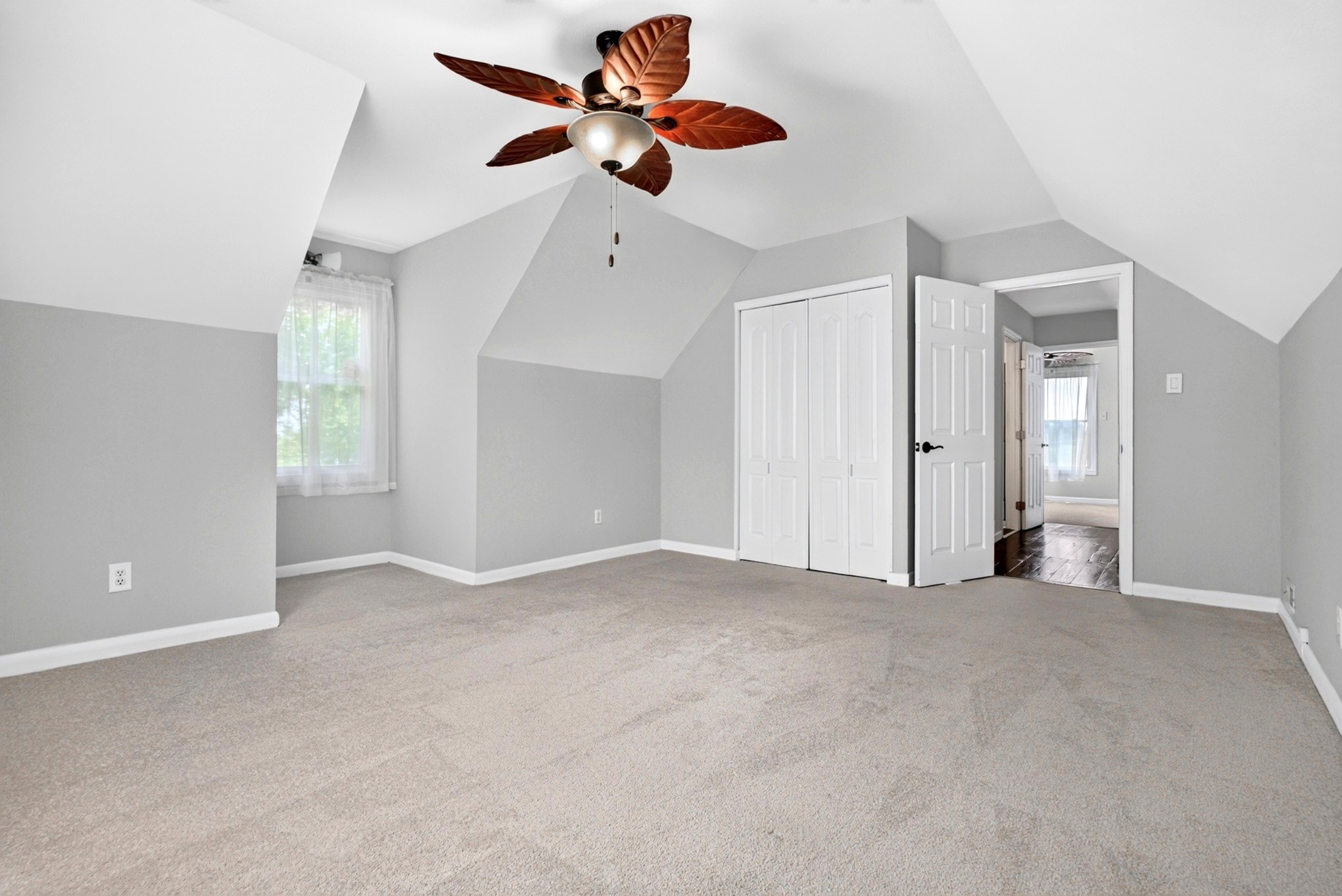 410 Spencer Ln