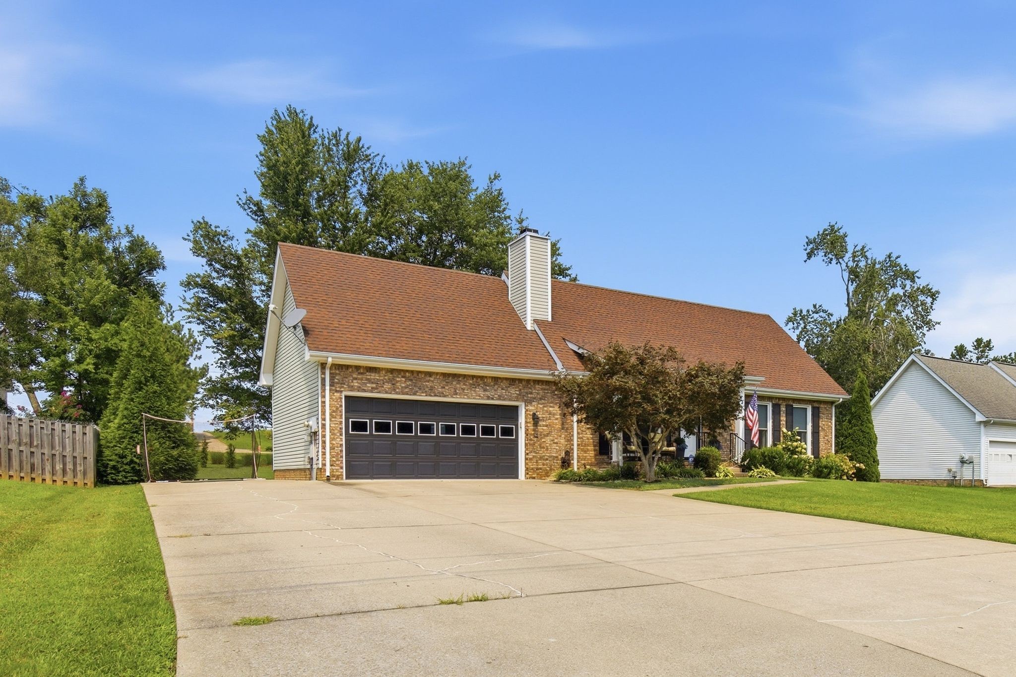 162 Lancashire Dr