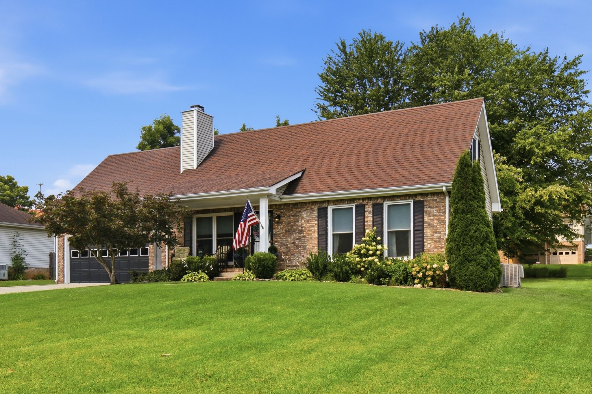162 Lancashire Dr