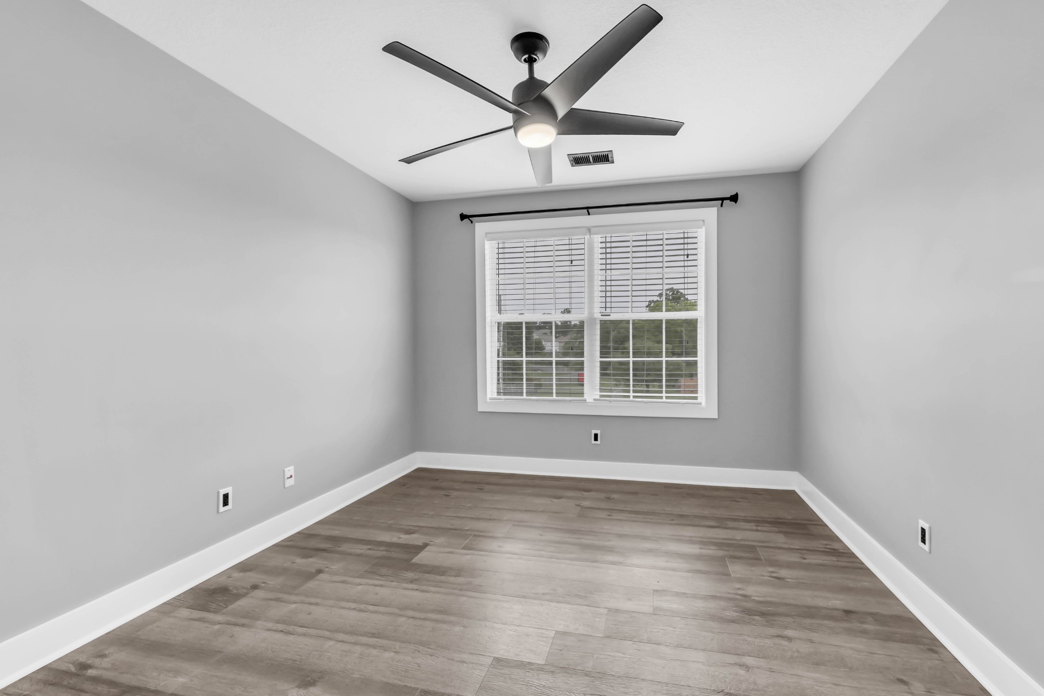 2428 Andersonville Dr