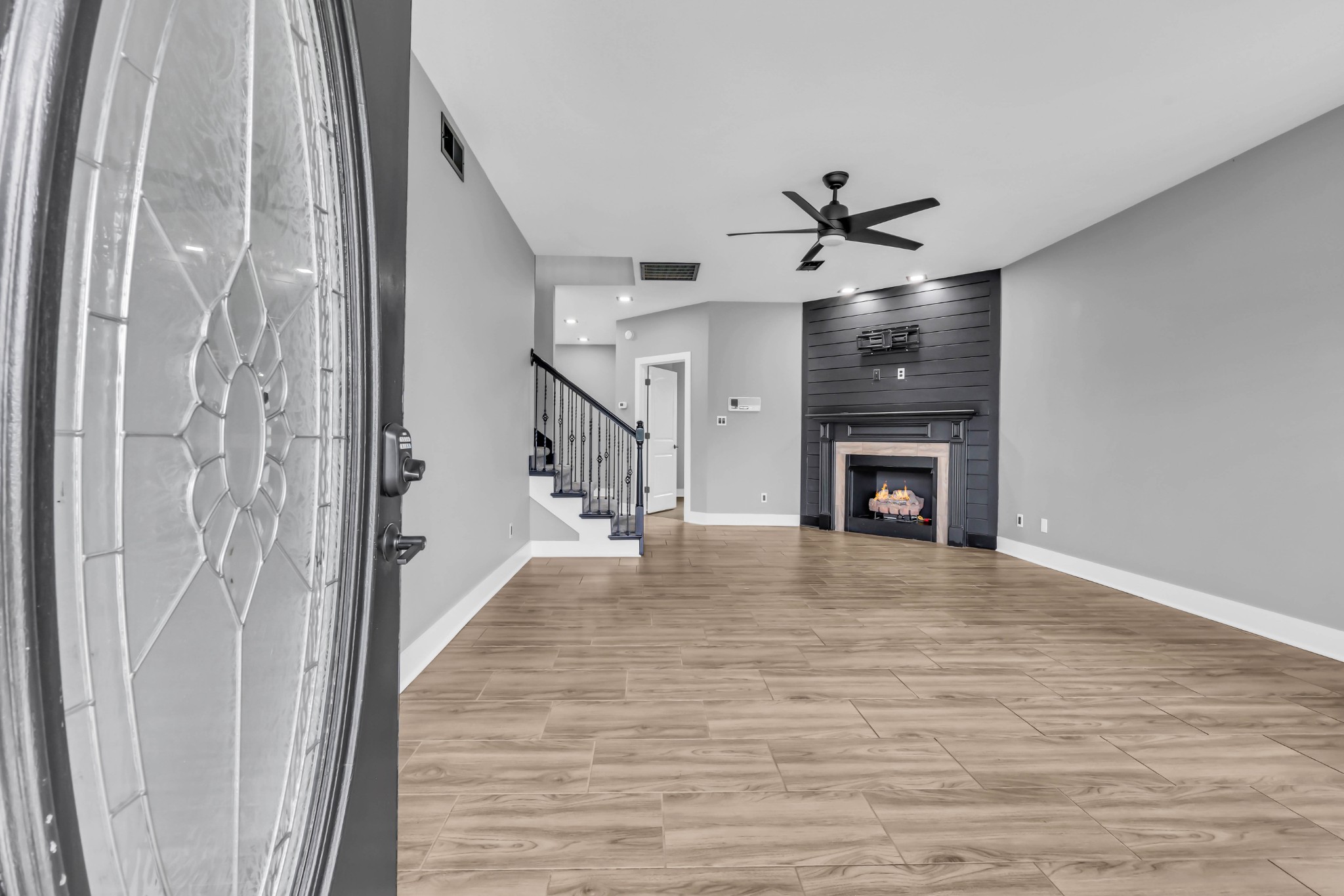 2428 Andersonville Dr