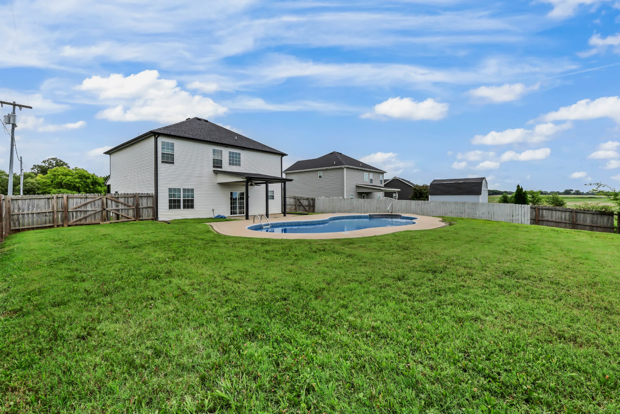 2428 Andersonville Dr