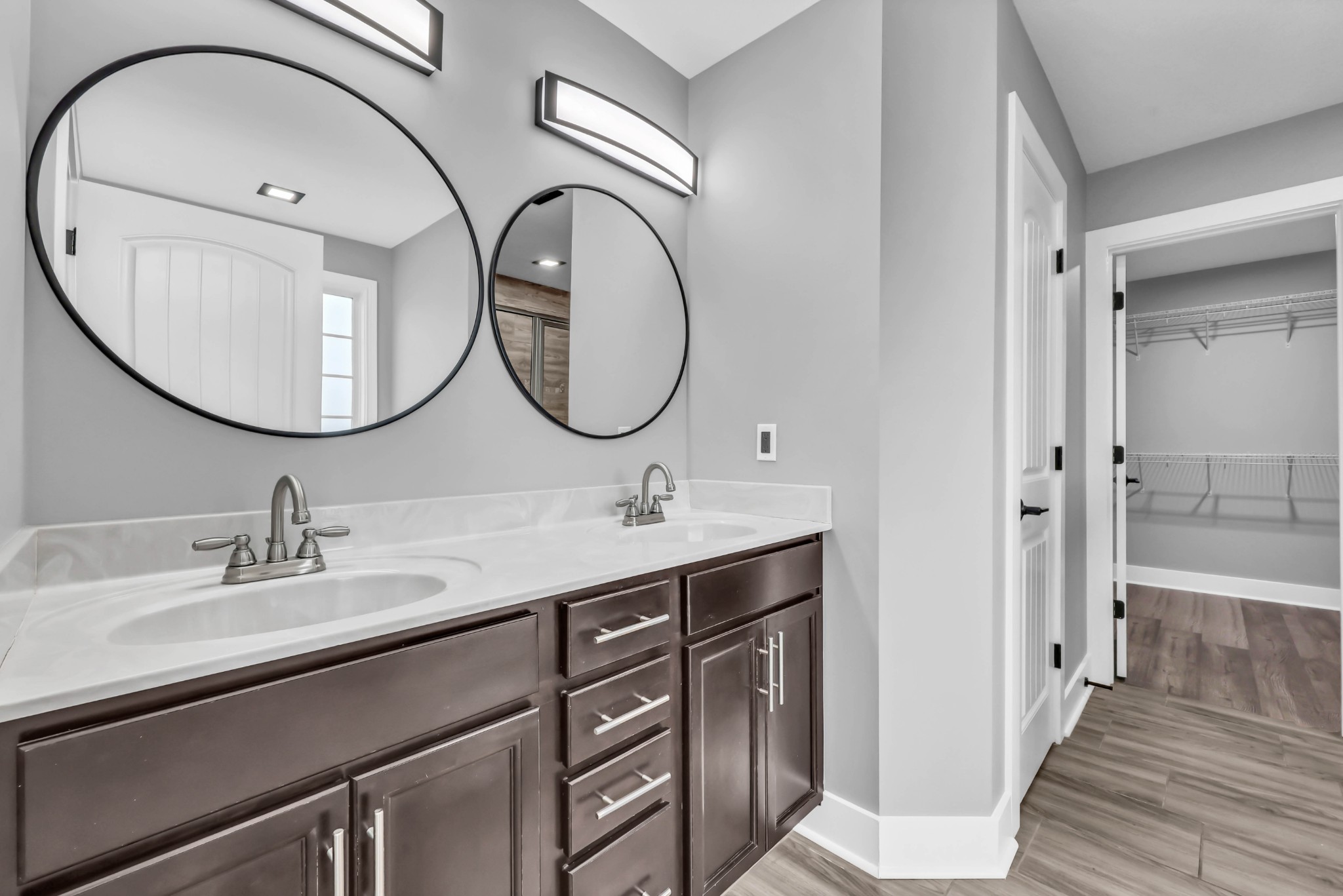 2428 Andersonville Dr