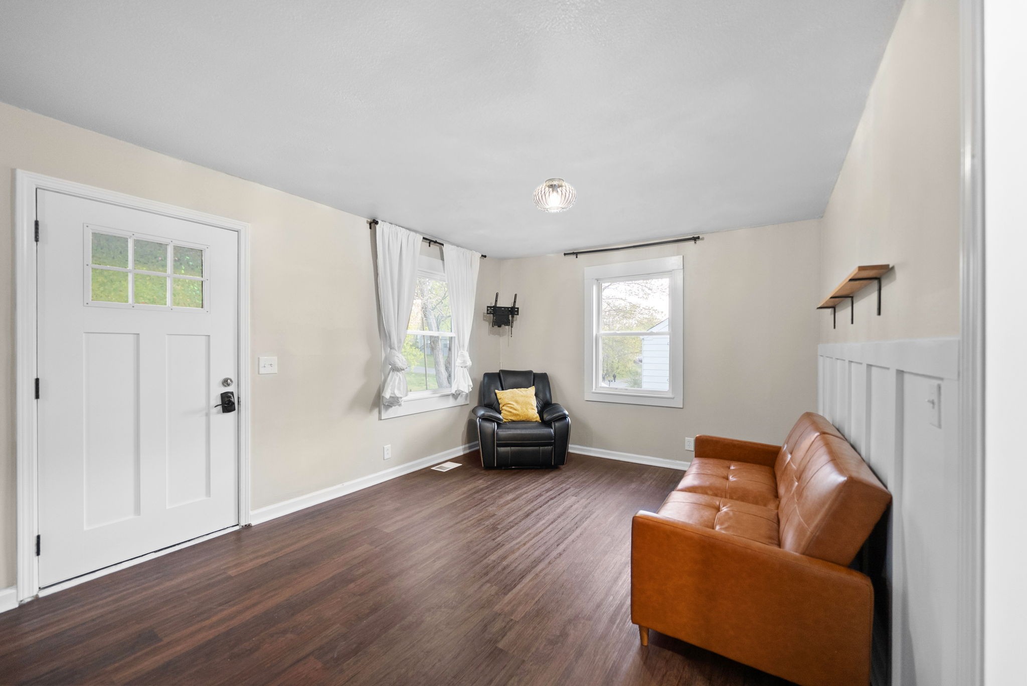 37 Maple St