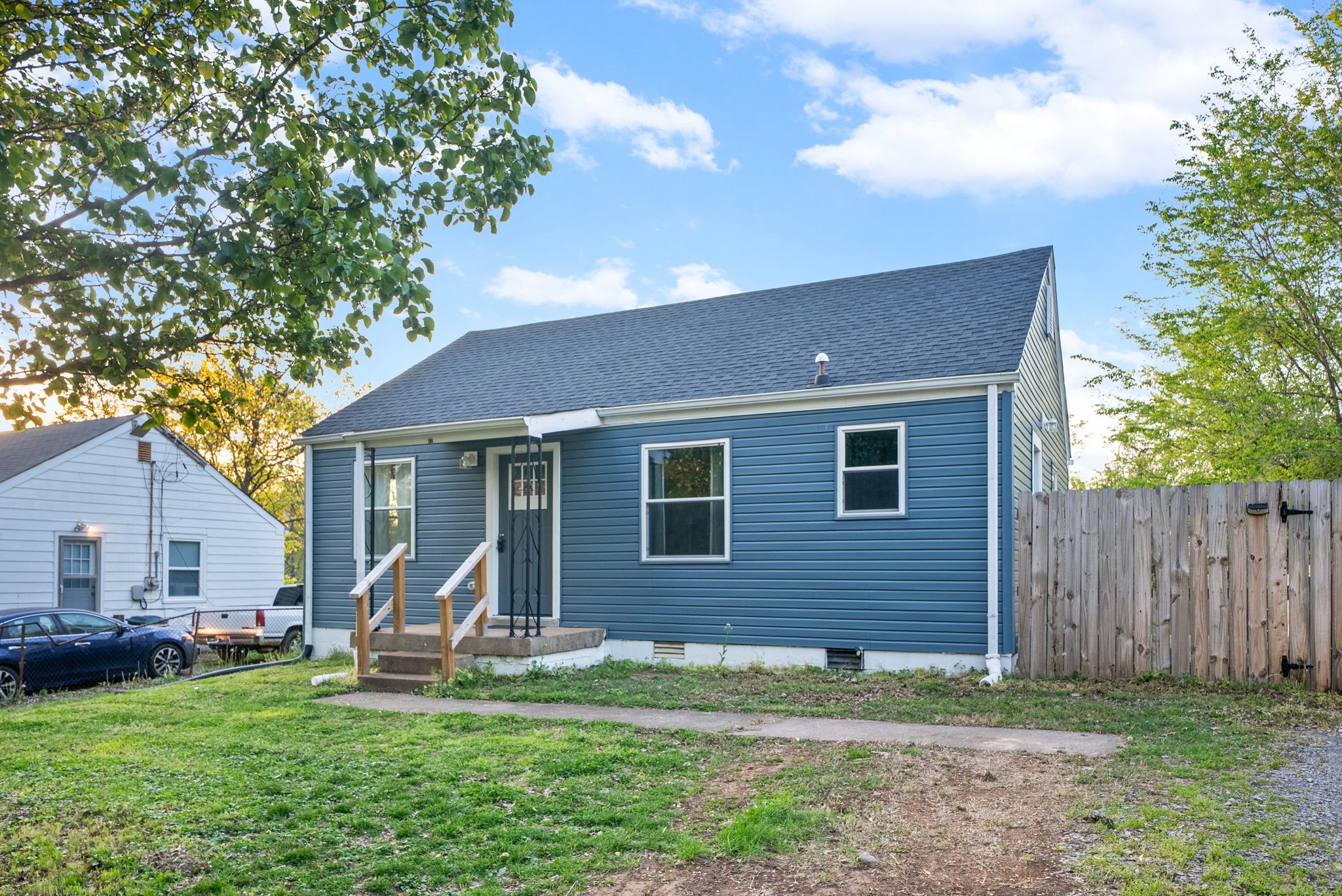 37 Maple St