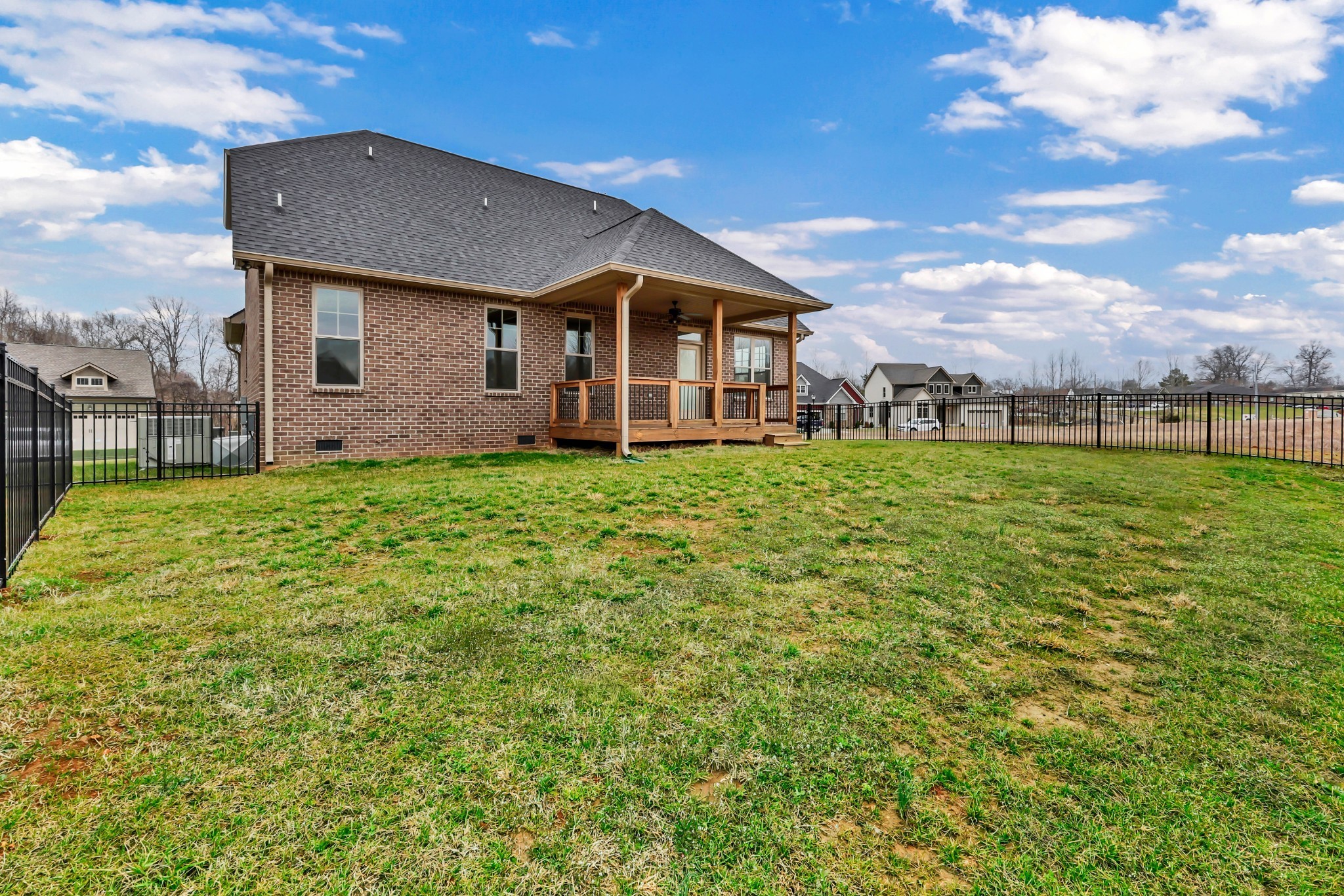 124 Cottage Ln