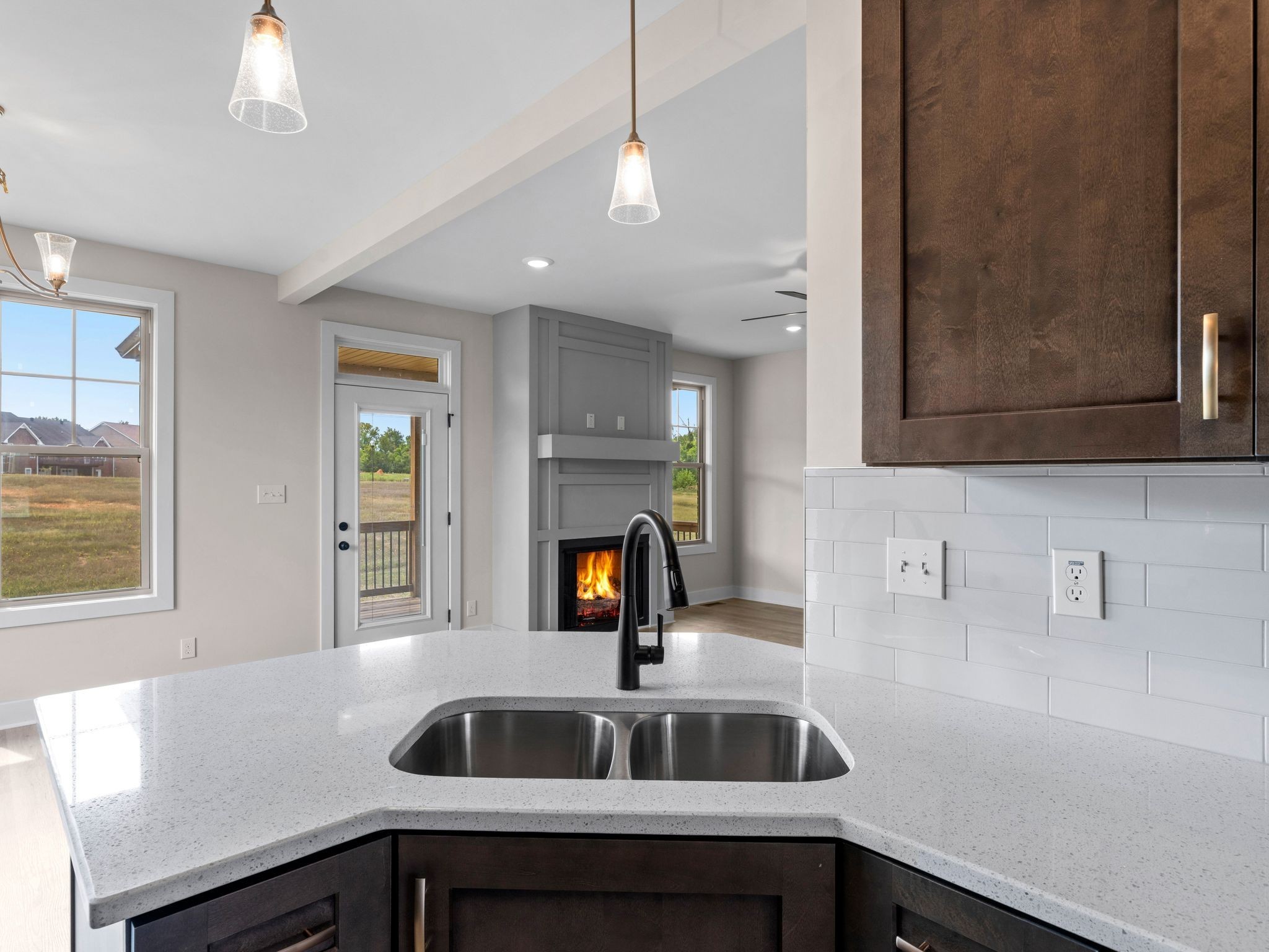 124 Cottage Ln