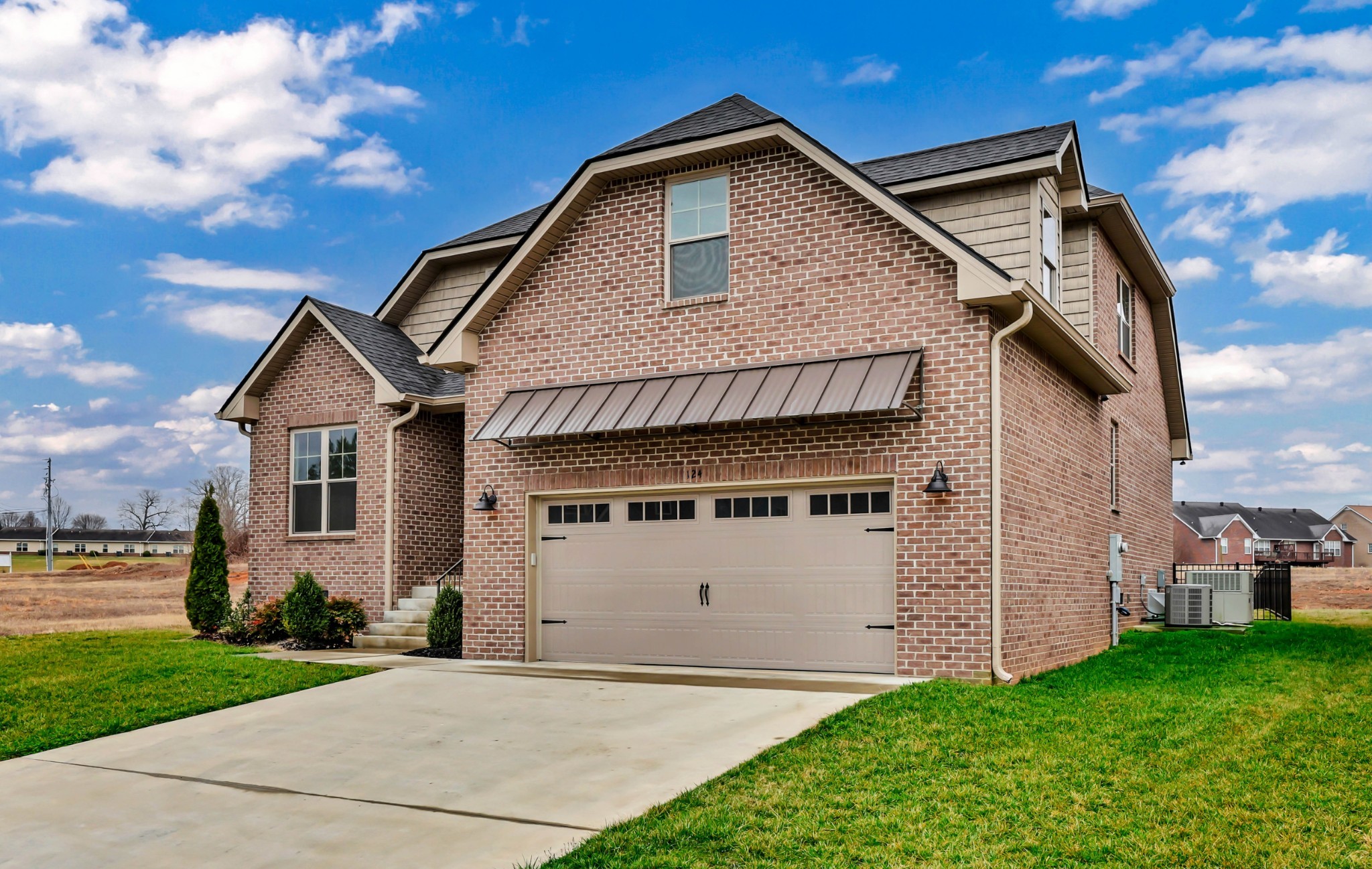 124 Cottage Ln