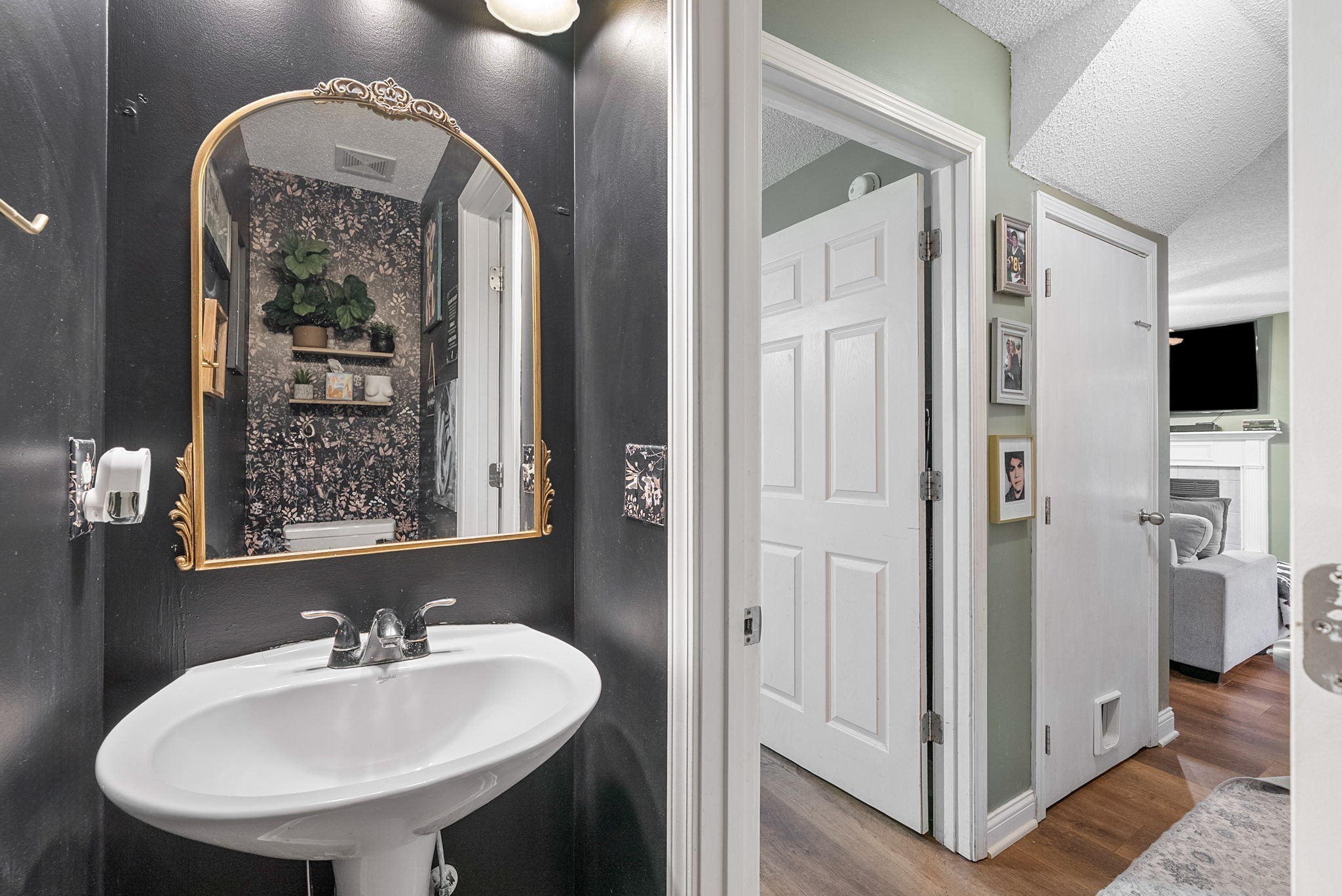 1700 Cedar Springs Cir