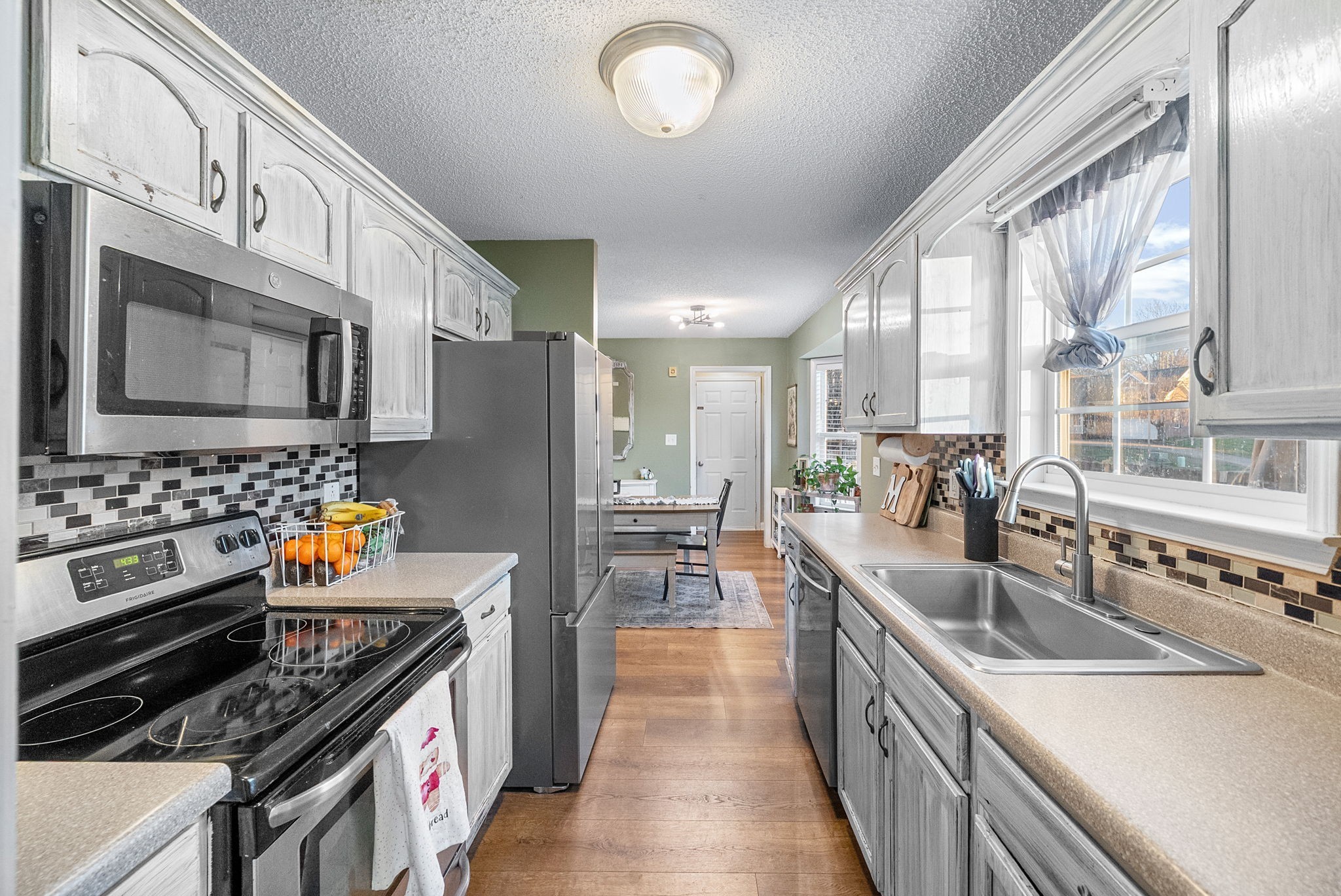 1700 Cedar Springs Cir