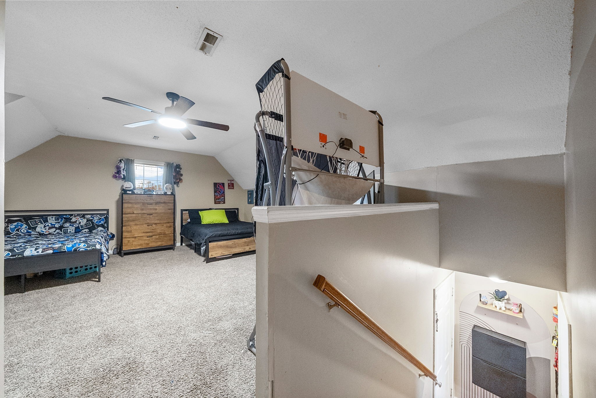 1700 Cedar Springs Cir