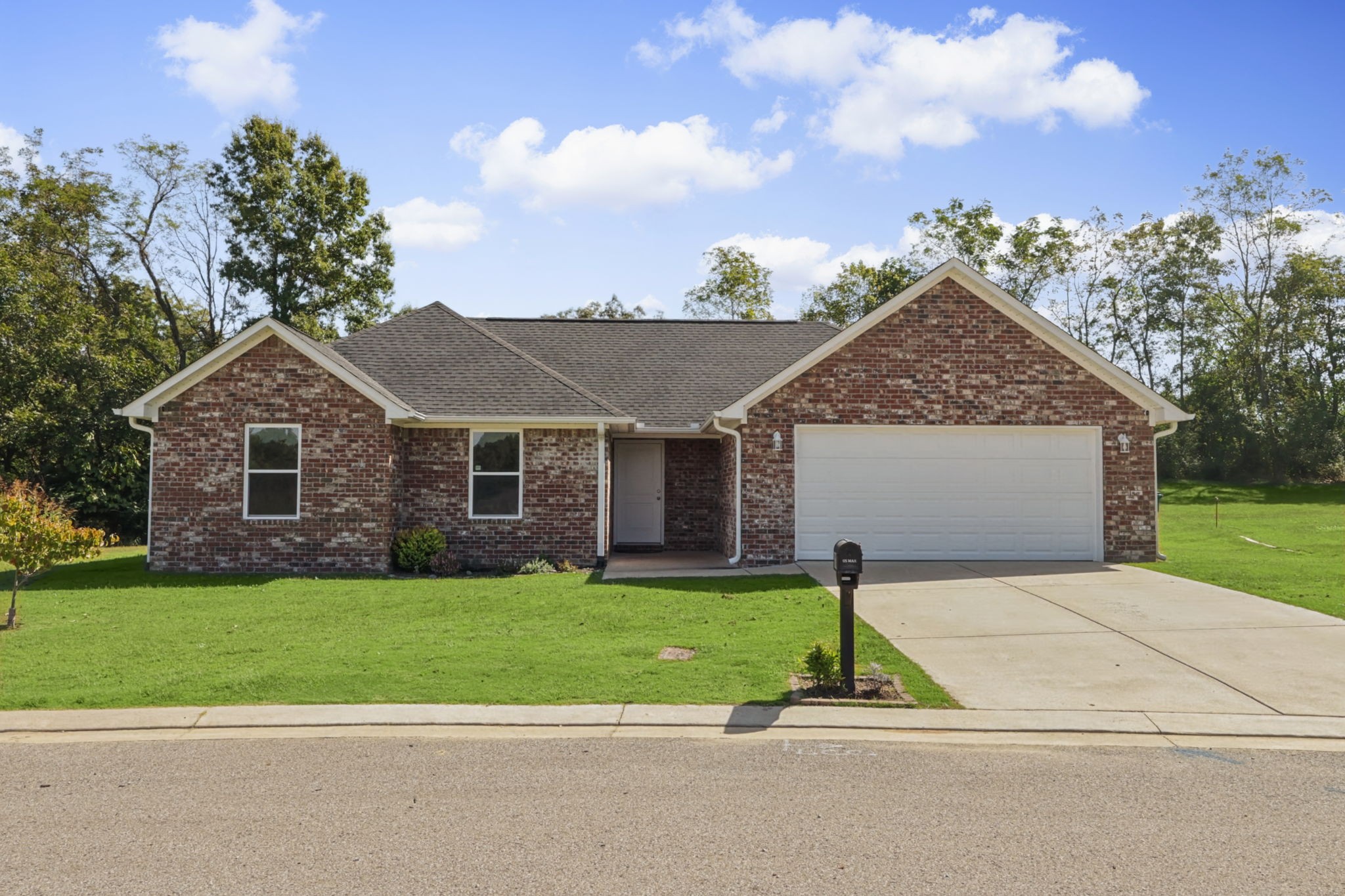 8013 Pillow Dr