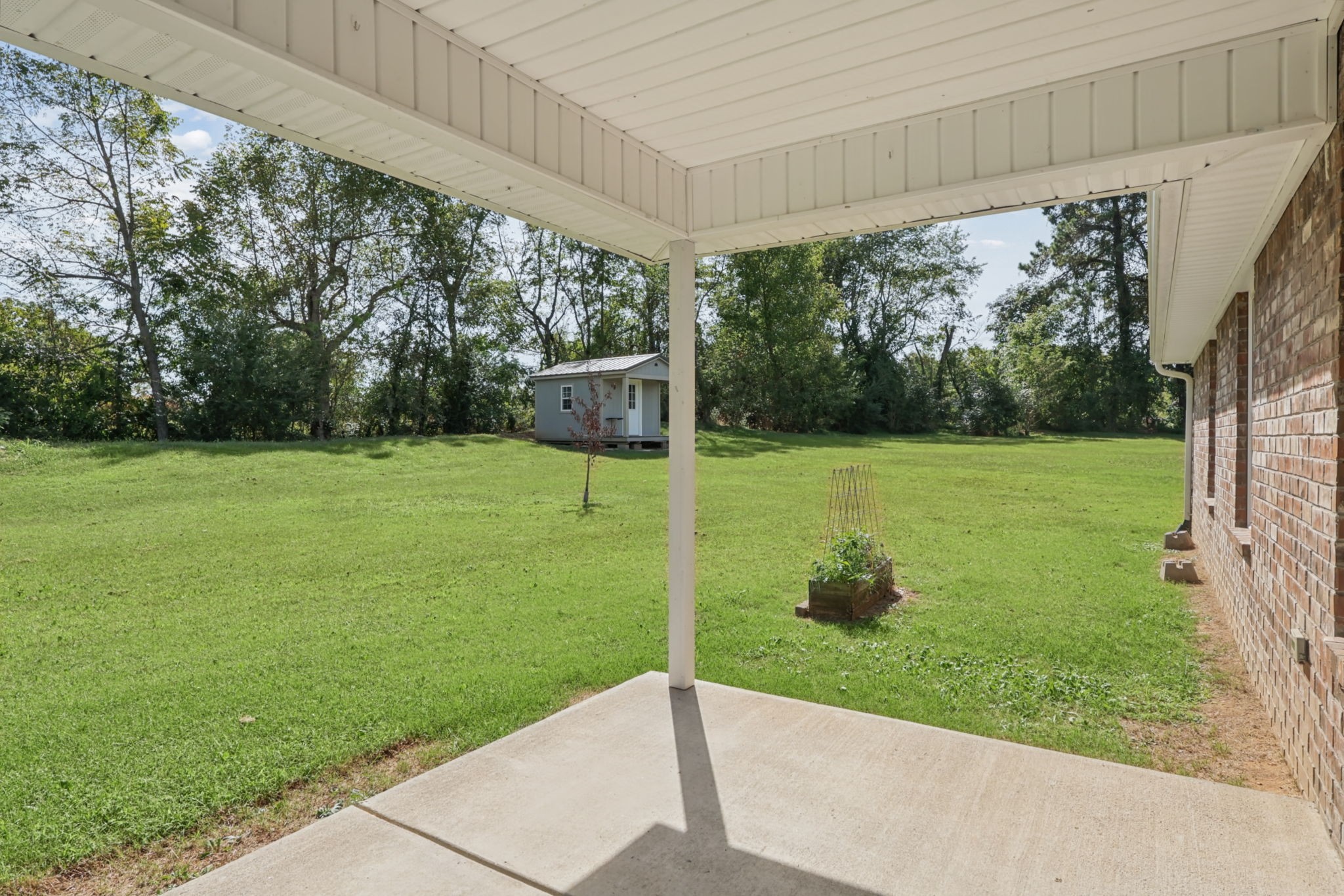 8013 Pillow Dr