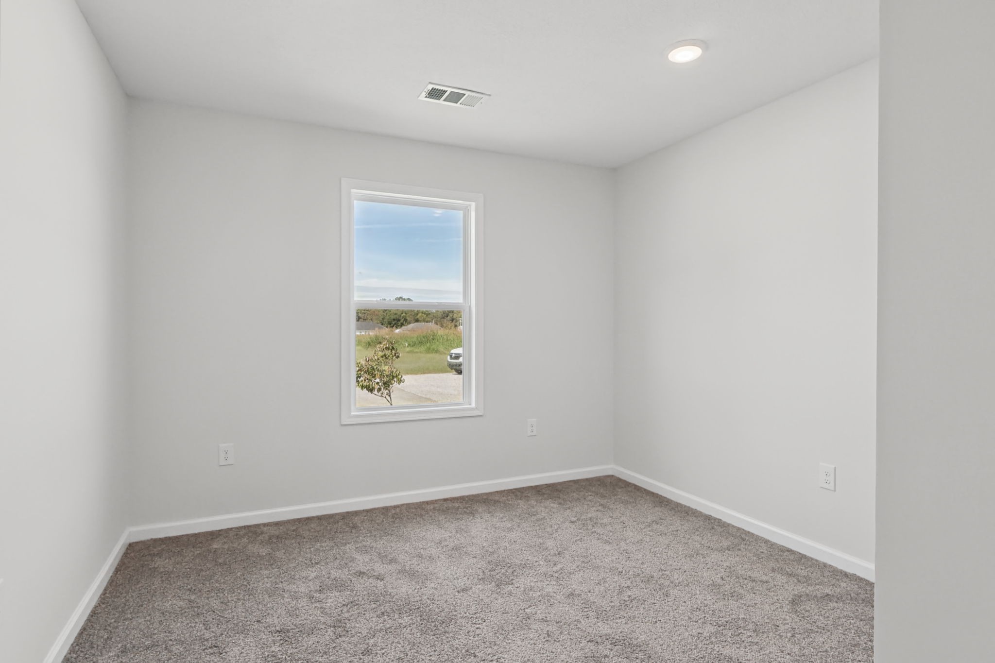 8013 Pillow Dr