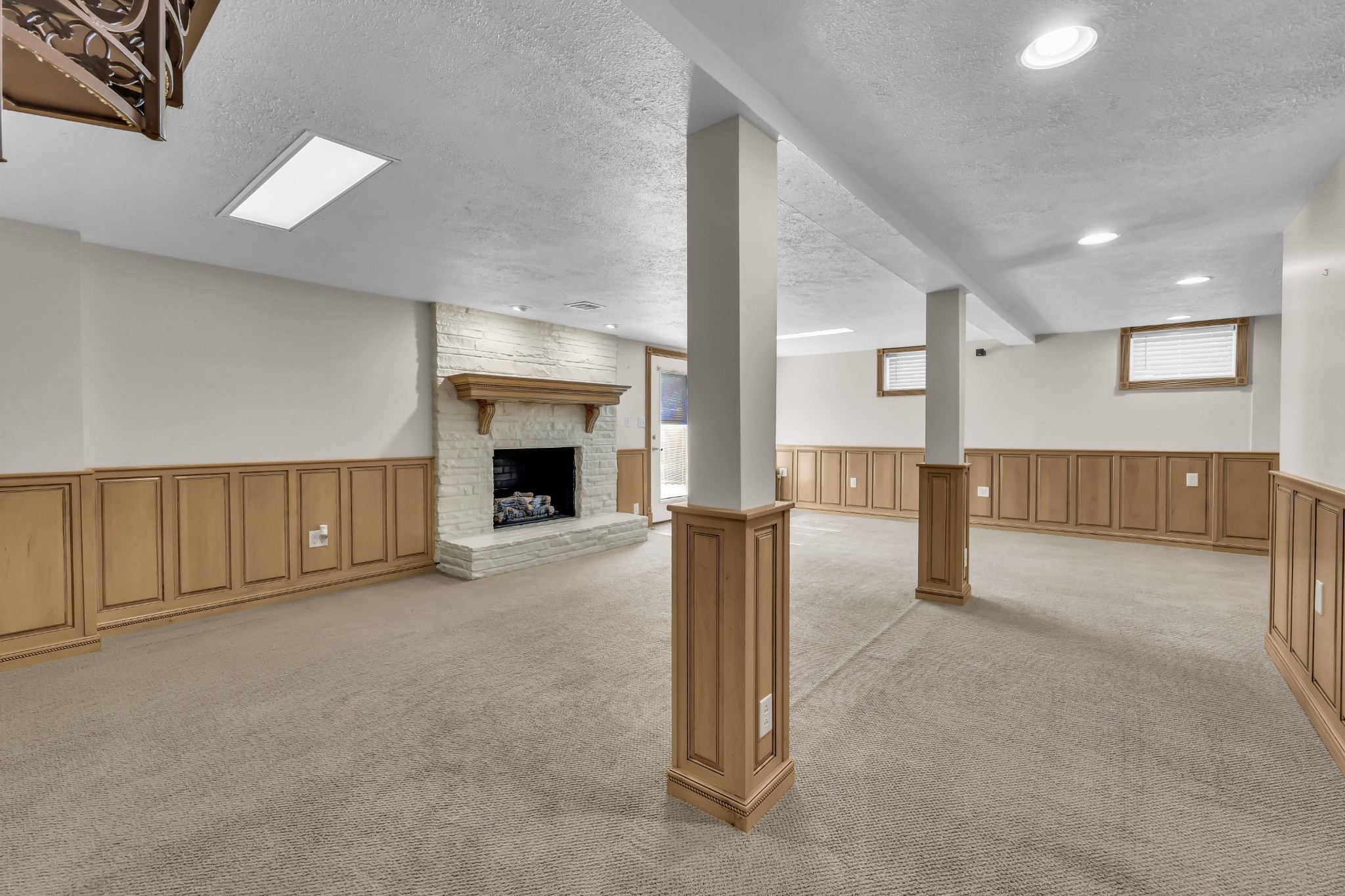 207 Paddock Rd