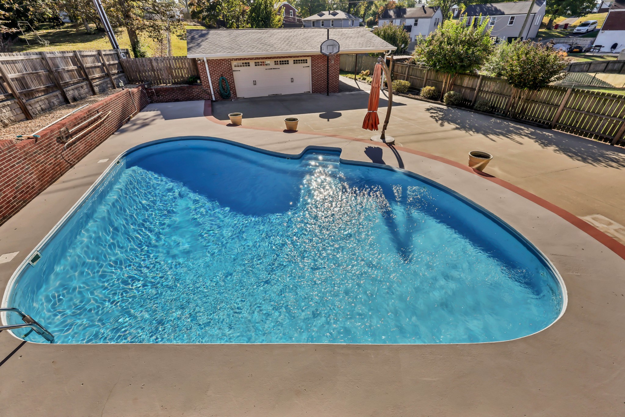 207 Paddock Rd