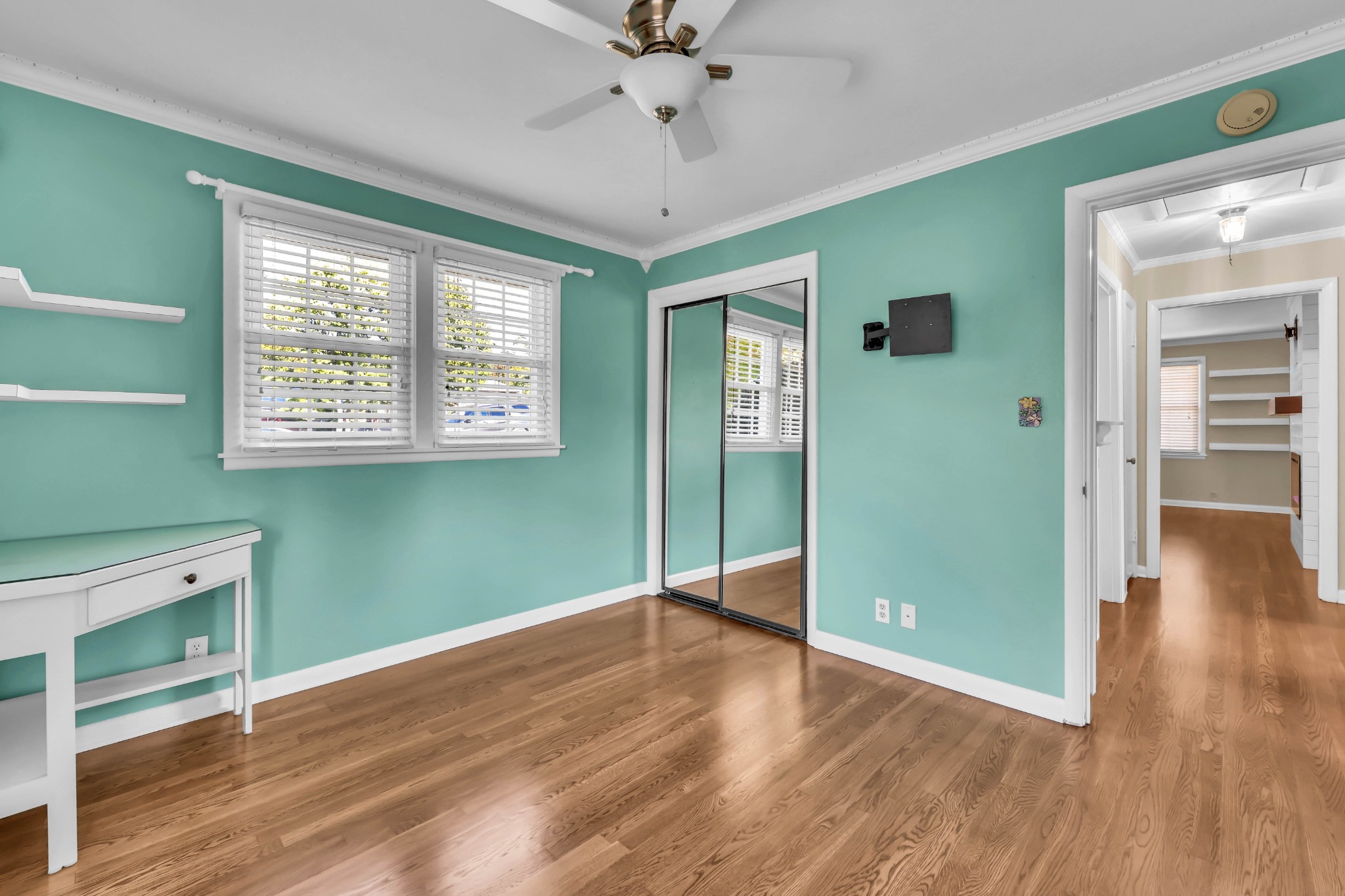207 Paddock Rd