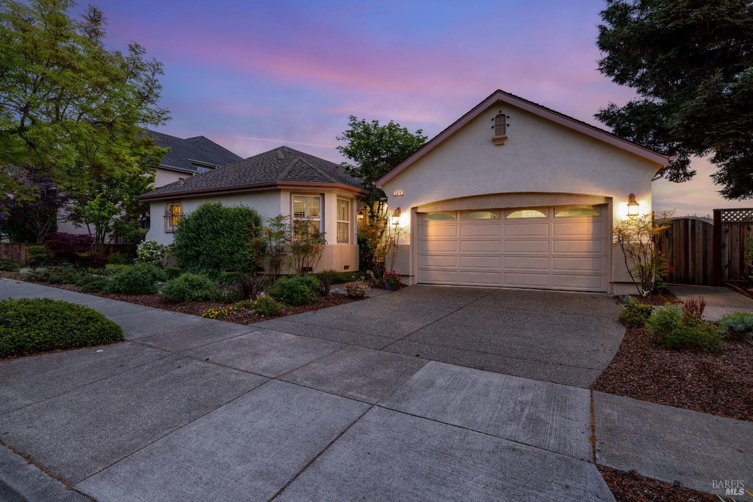 5874 Sailing Hawk Ave