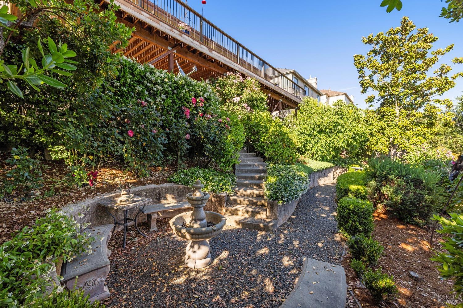 5874 Sailing Hawk Ave