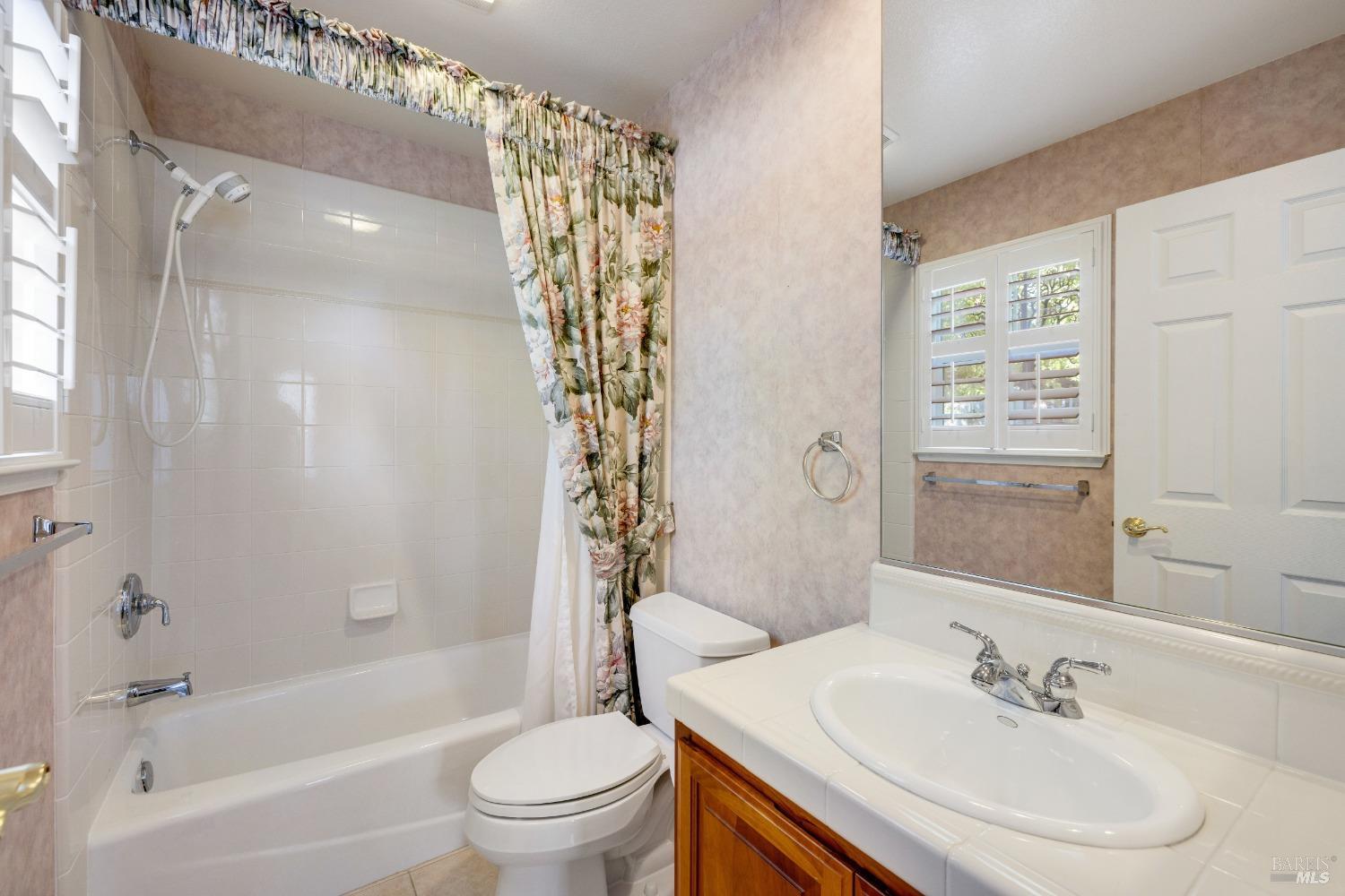 5874 Sailing Hawk Ave