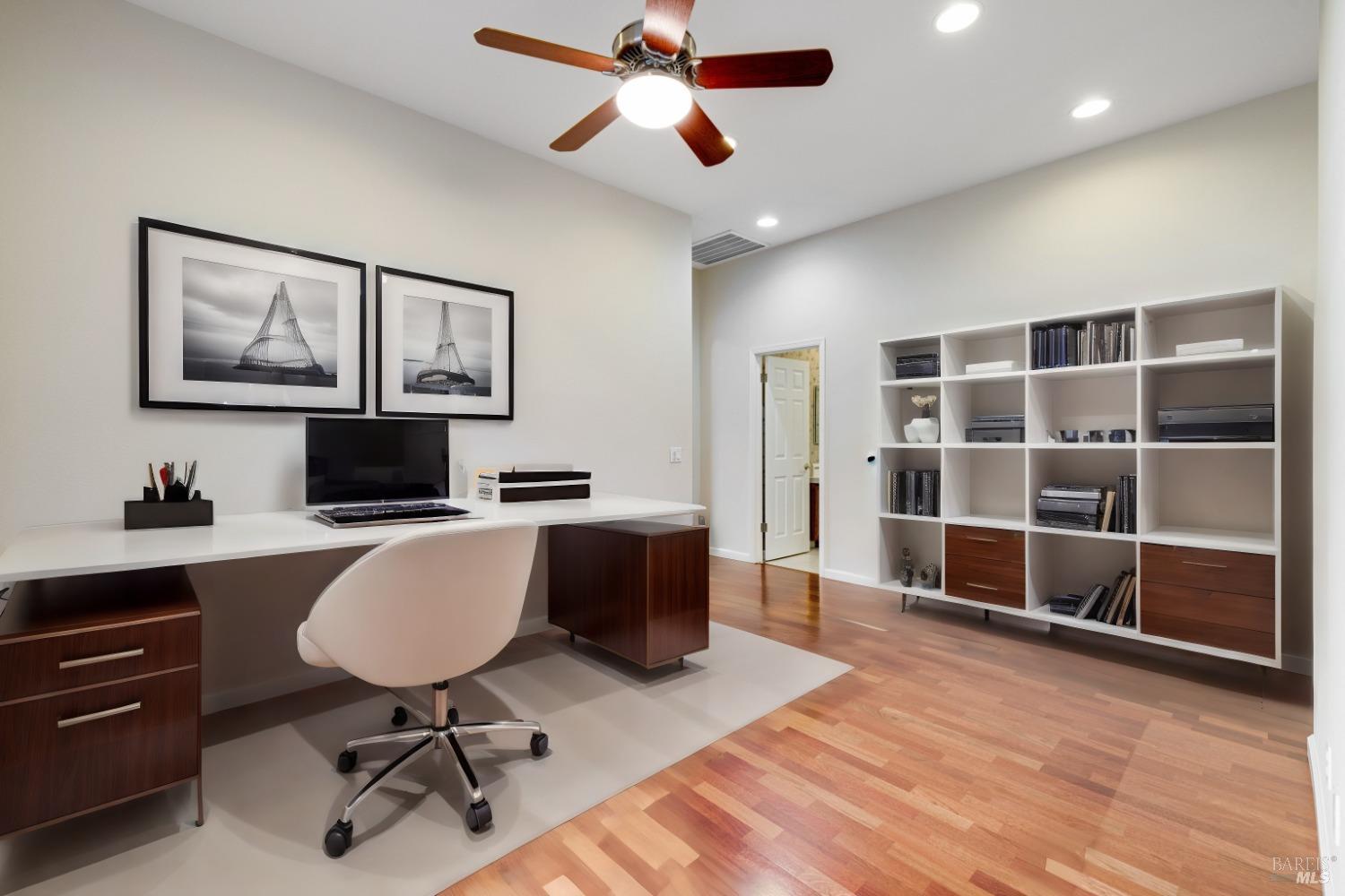 5874 Sailing Hawk Ave