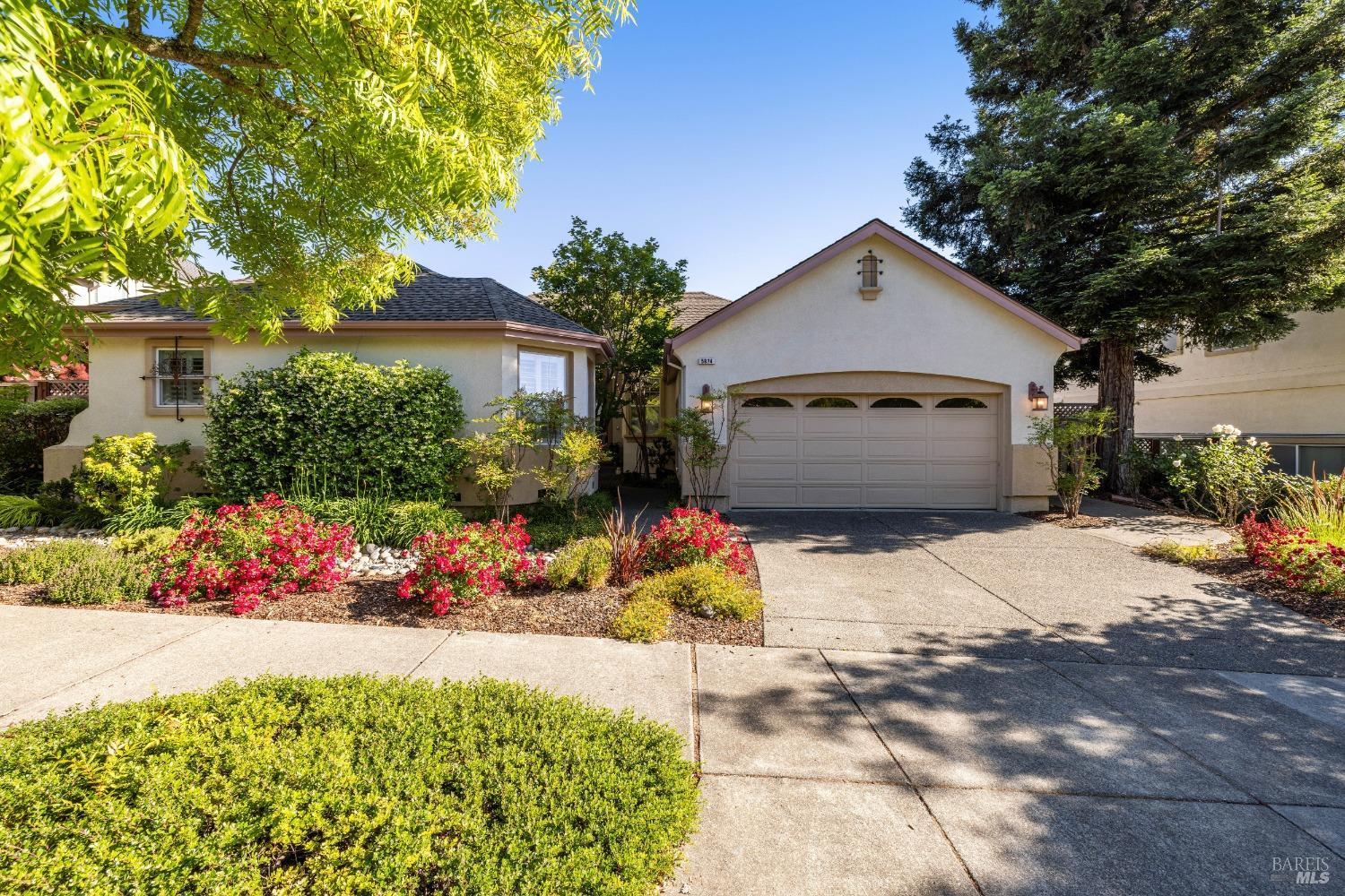 5874 Sailing Hawk Ave