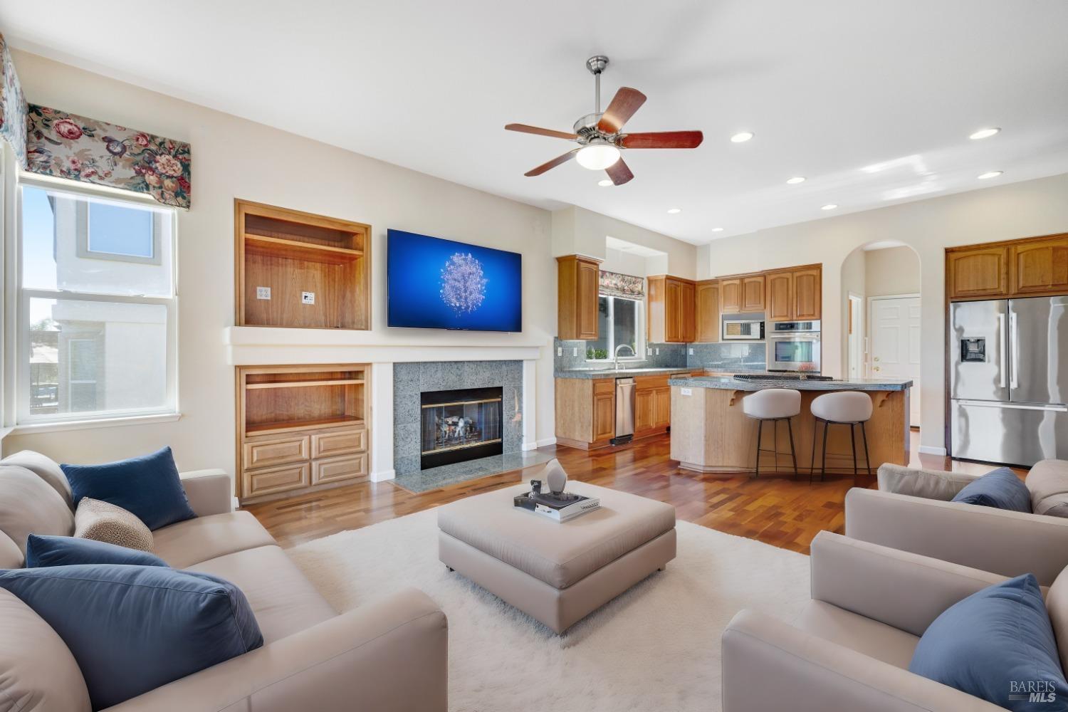 5874 Sailing Hawk Ave